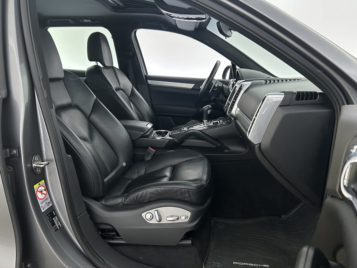 PORSCHE Cayenne 2011