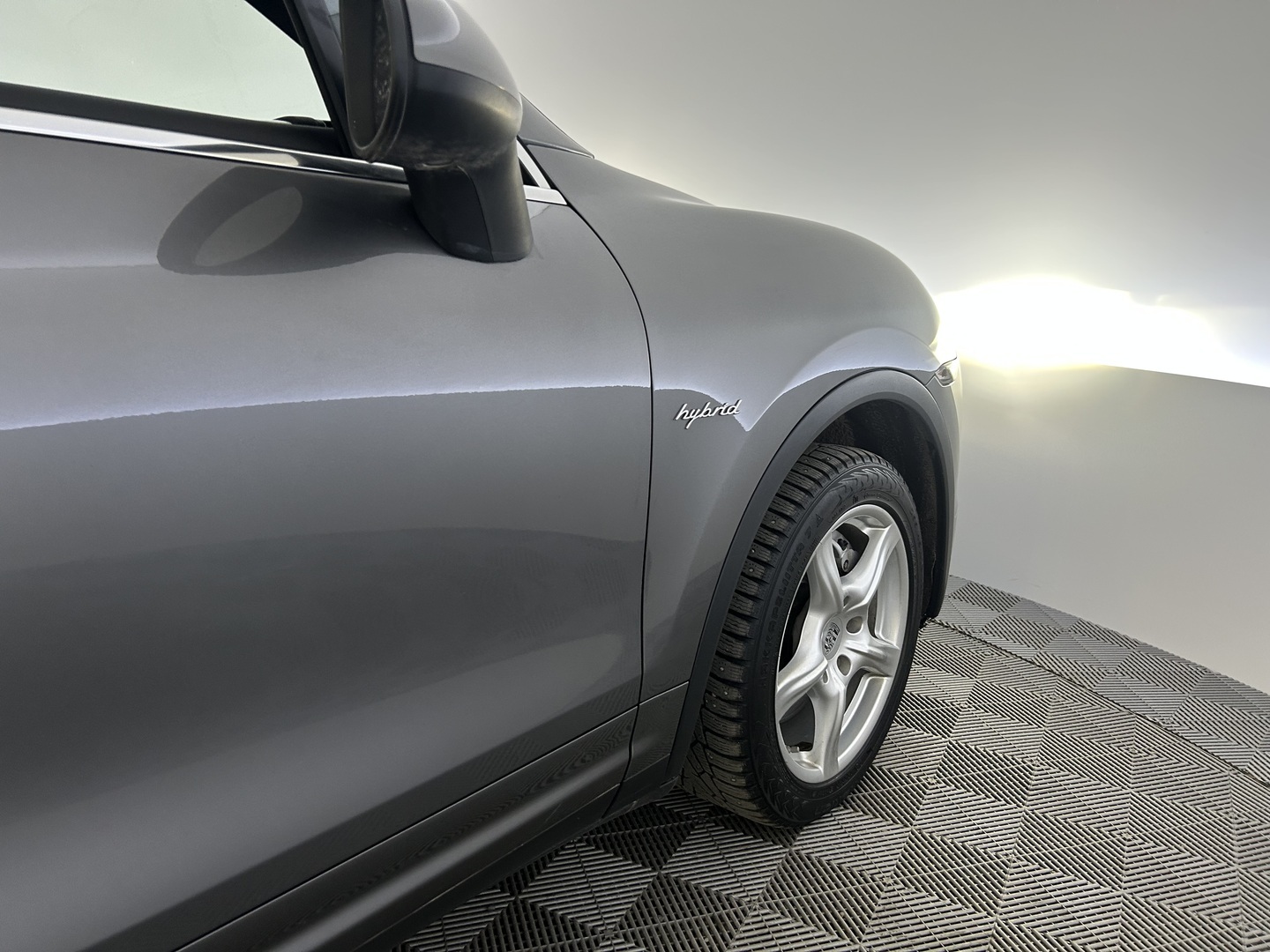 PORSCHE Cayenne 2011