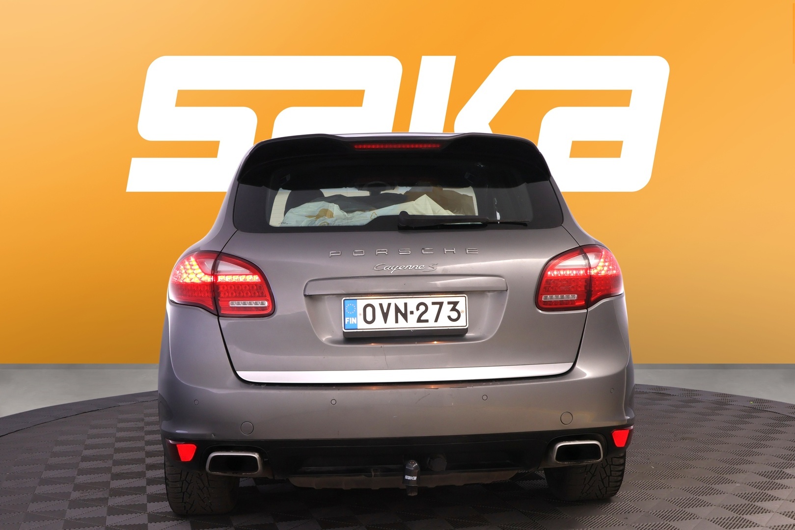 PORSCHE Cayenne 2011