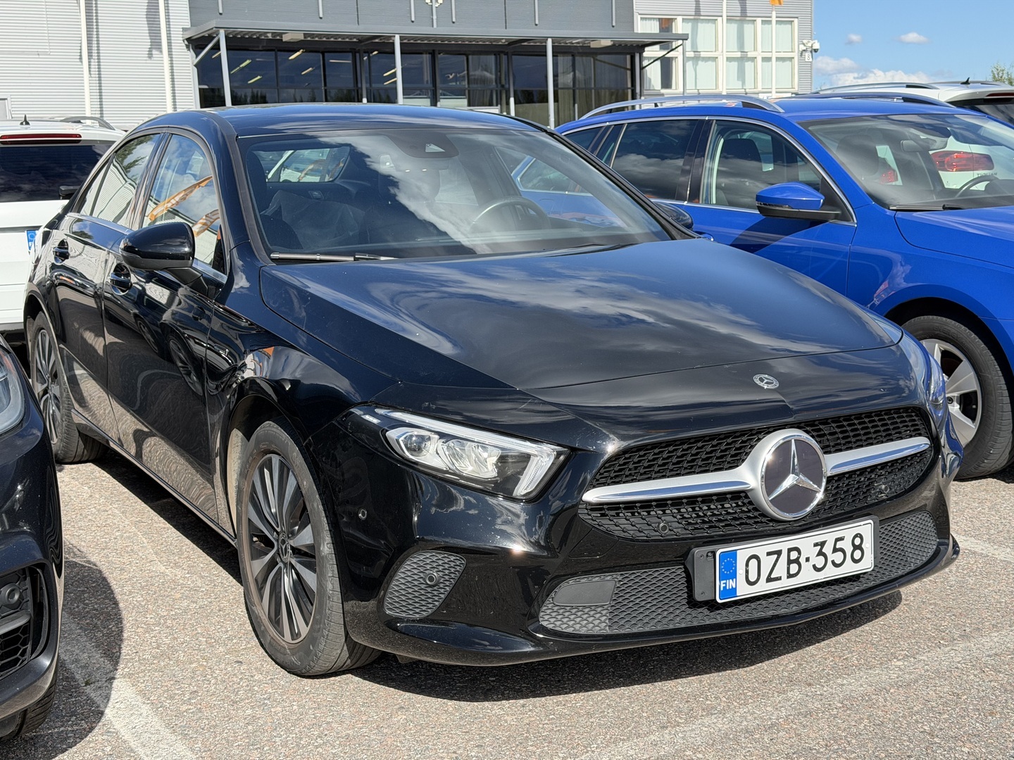 MERCEDES-BENZ A 2021