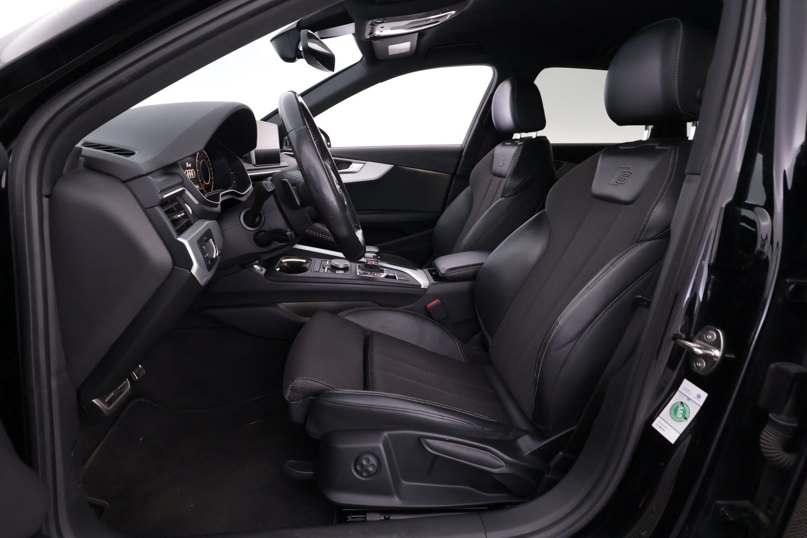 AUDI A4 2017