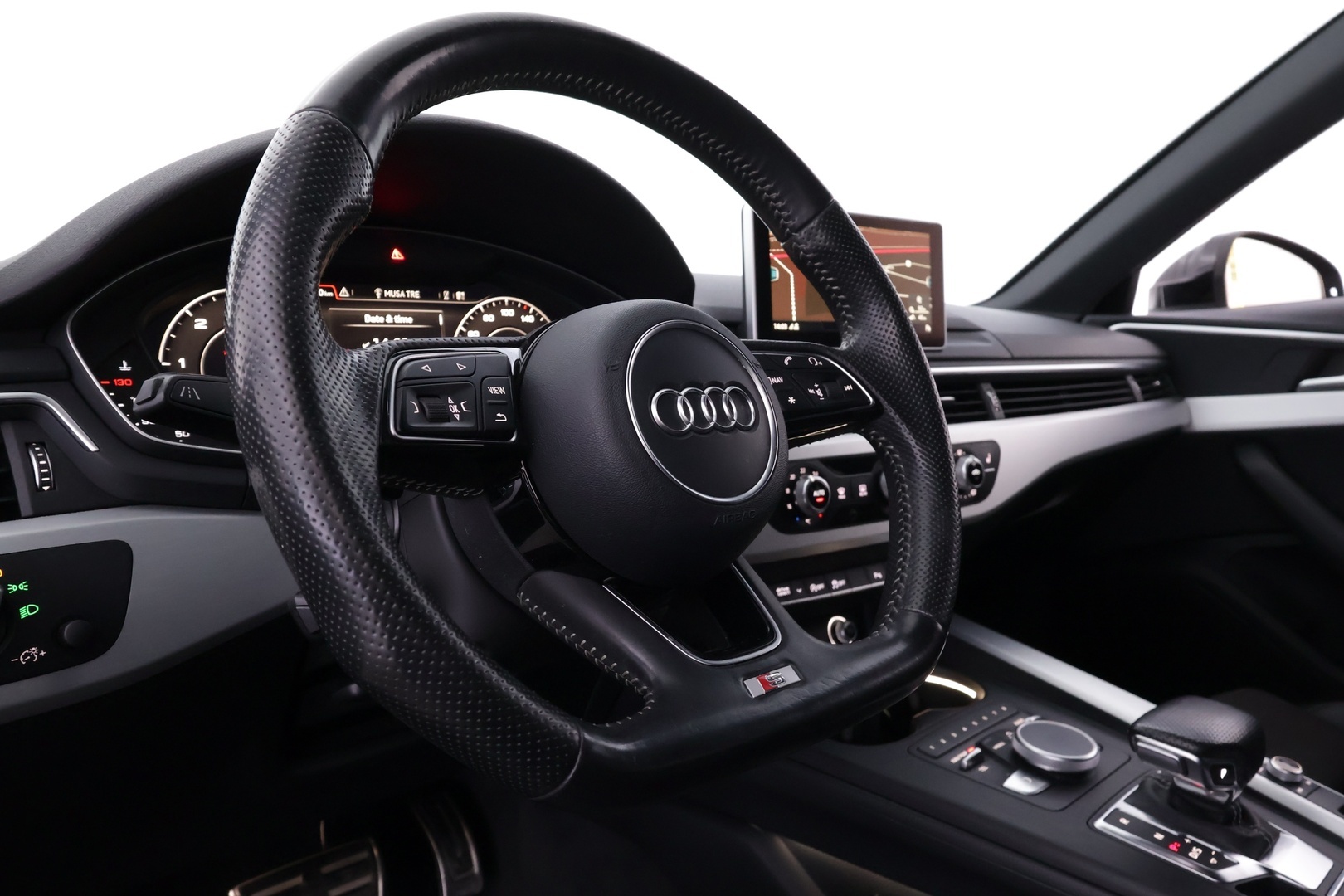 AUDI A4 2017