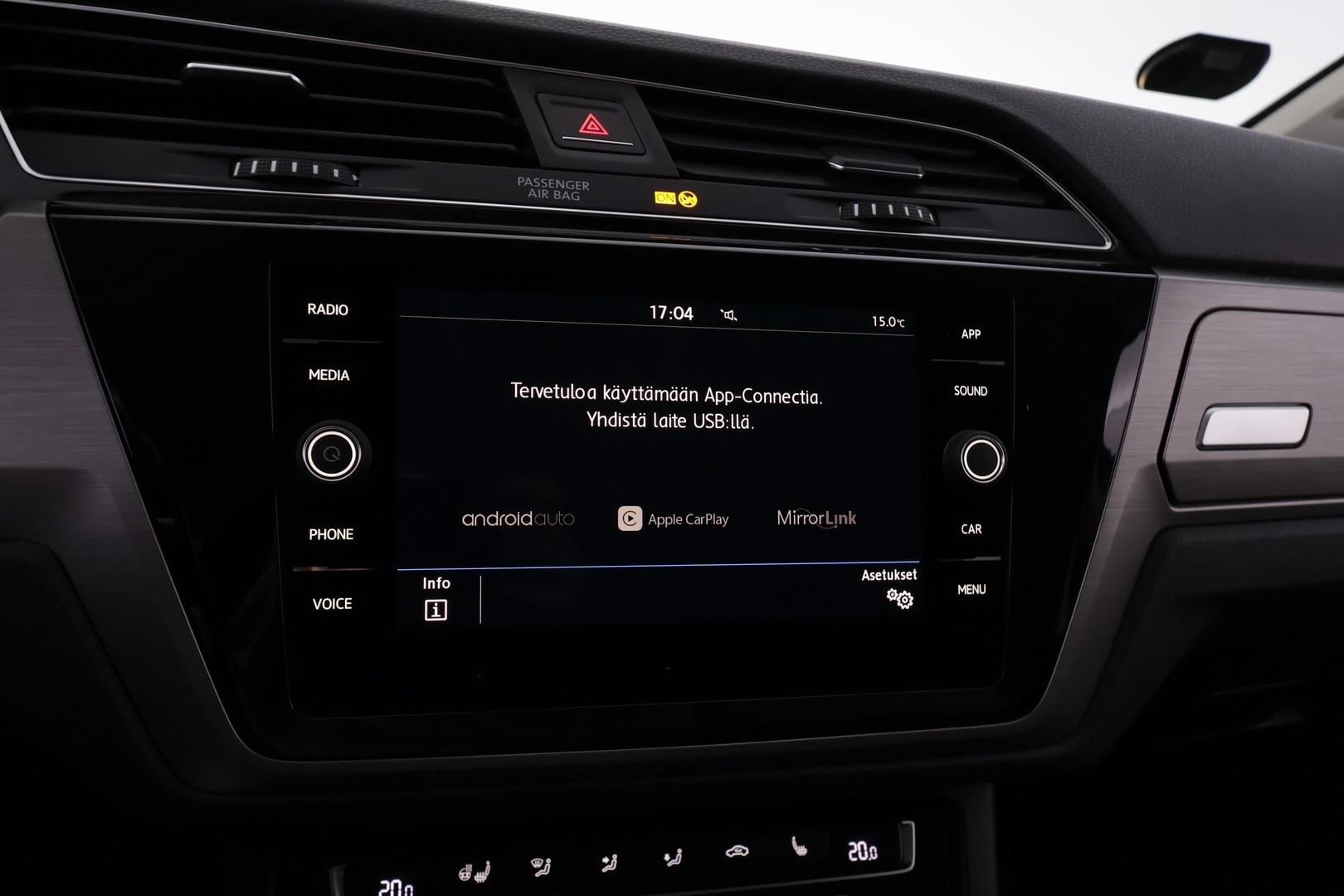 VOLKSWAGEN Touran 2020