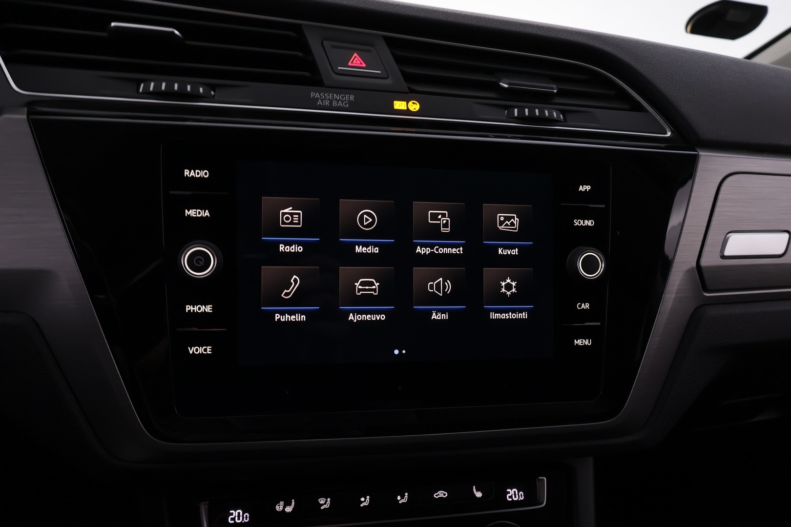 VOLKSWAGEN Touran 2020