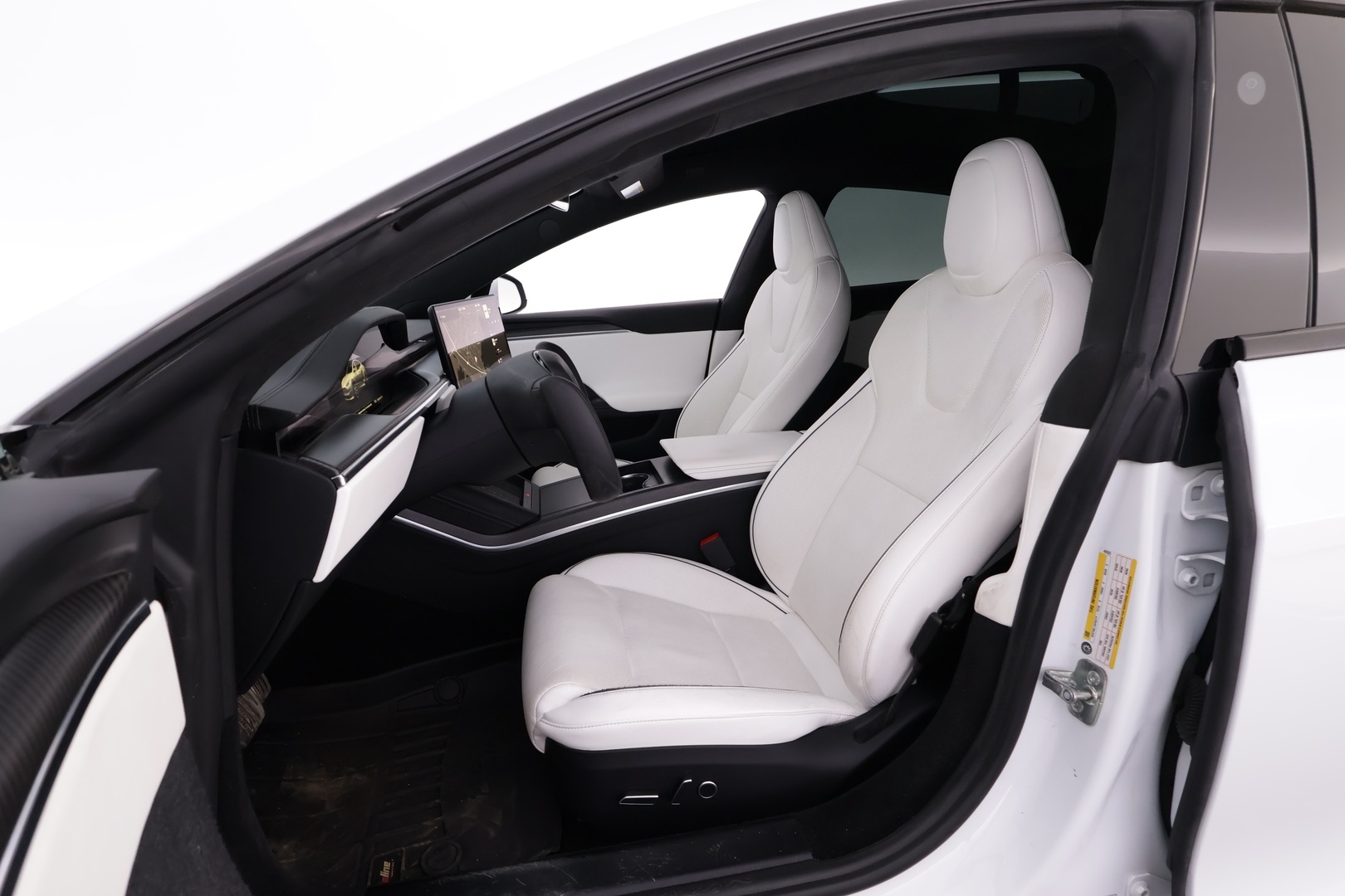 TESLA Model S 2023