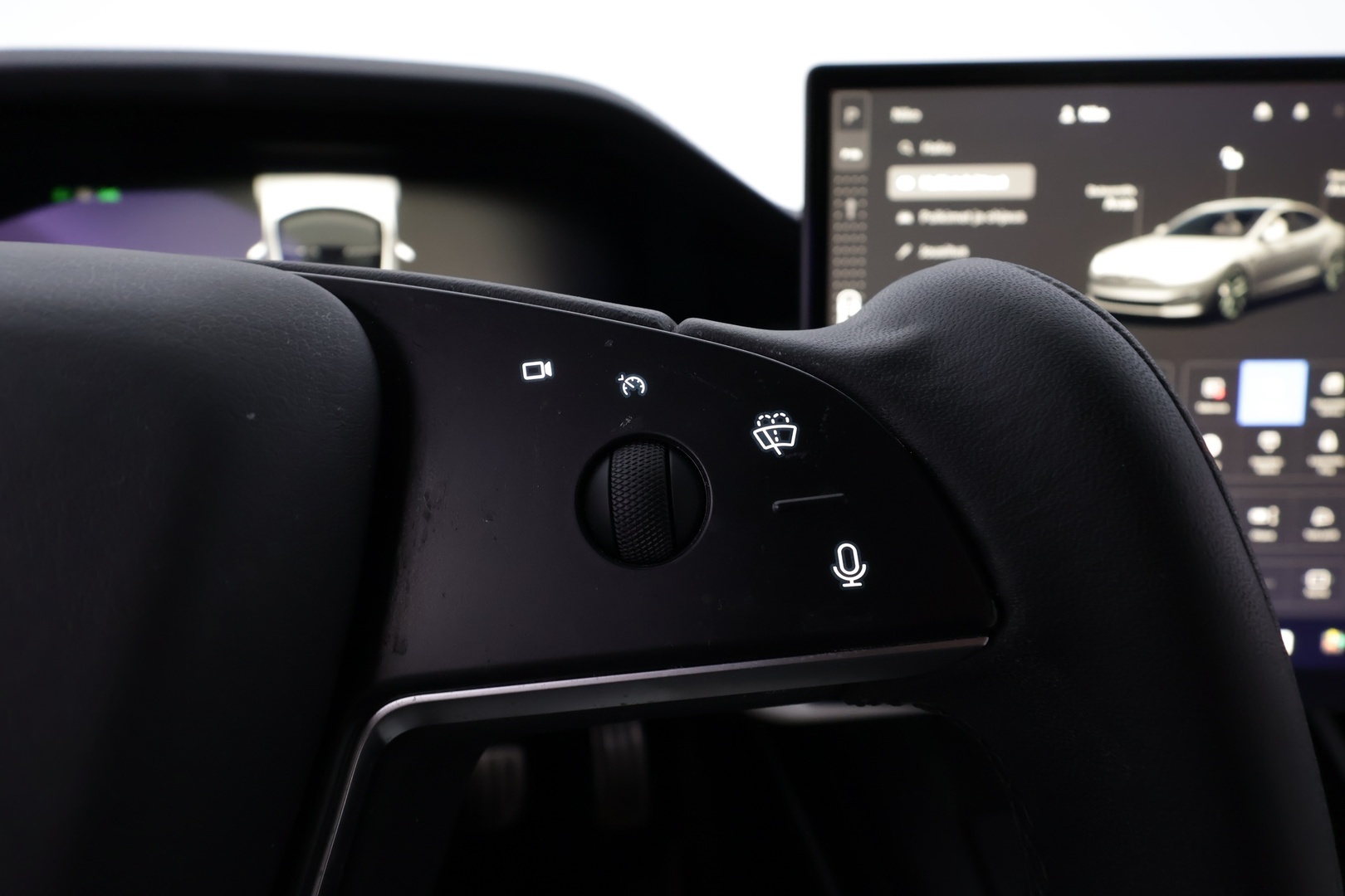 TESLA Model S 2023