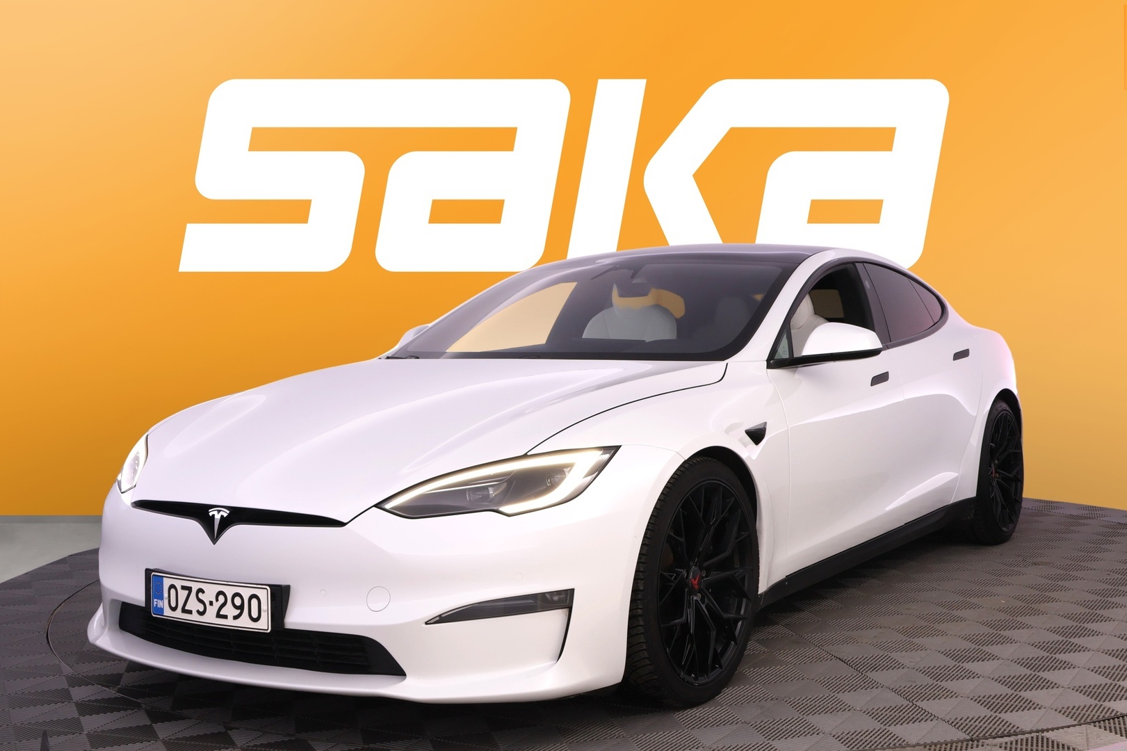 TESLA Model S 2023