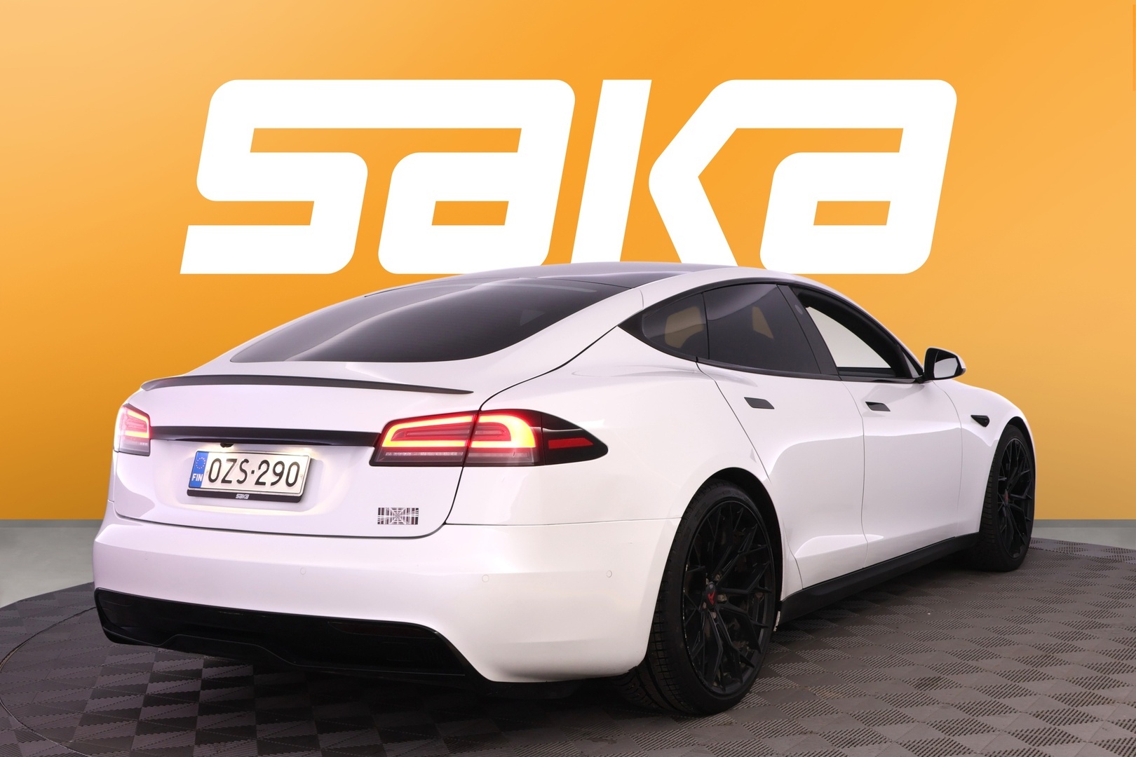TESLA Model S 2023