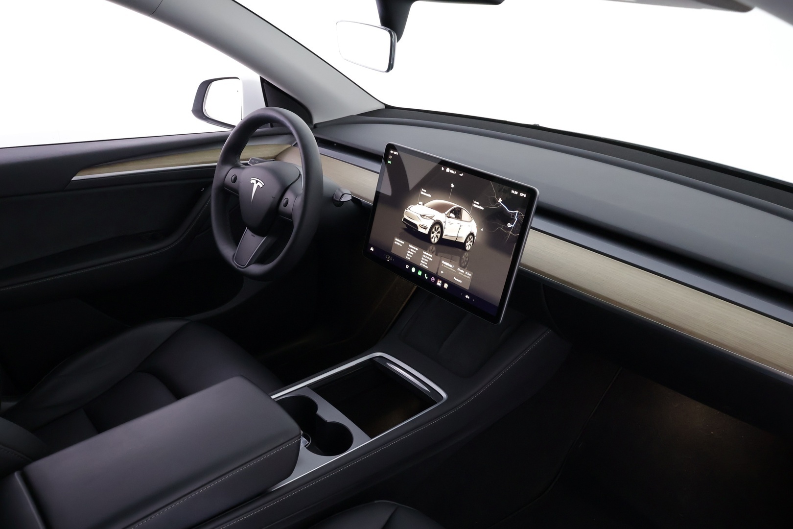 TESLA Model Y 2023