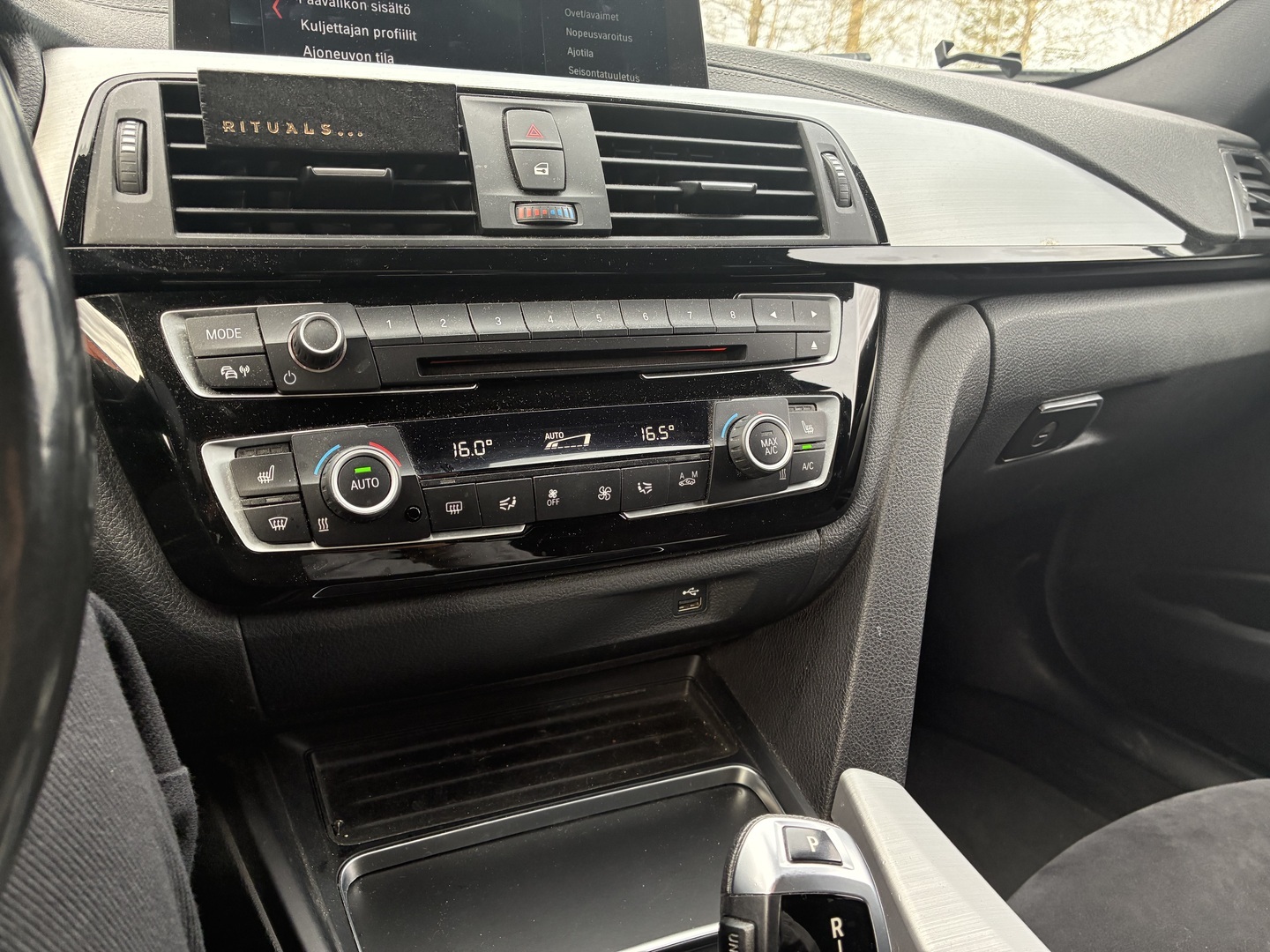 BMW 320 2018