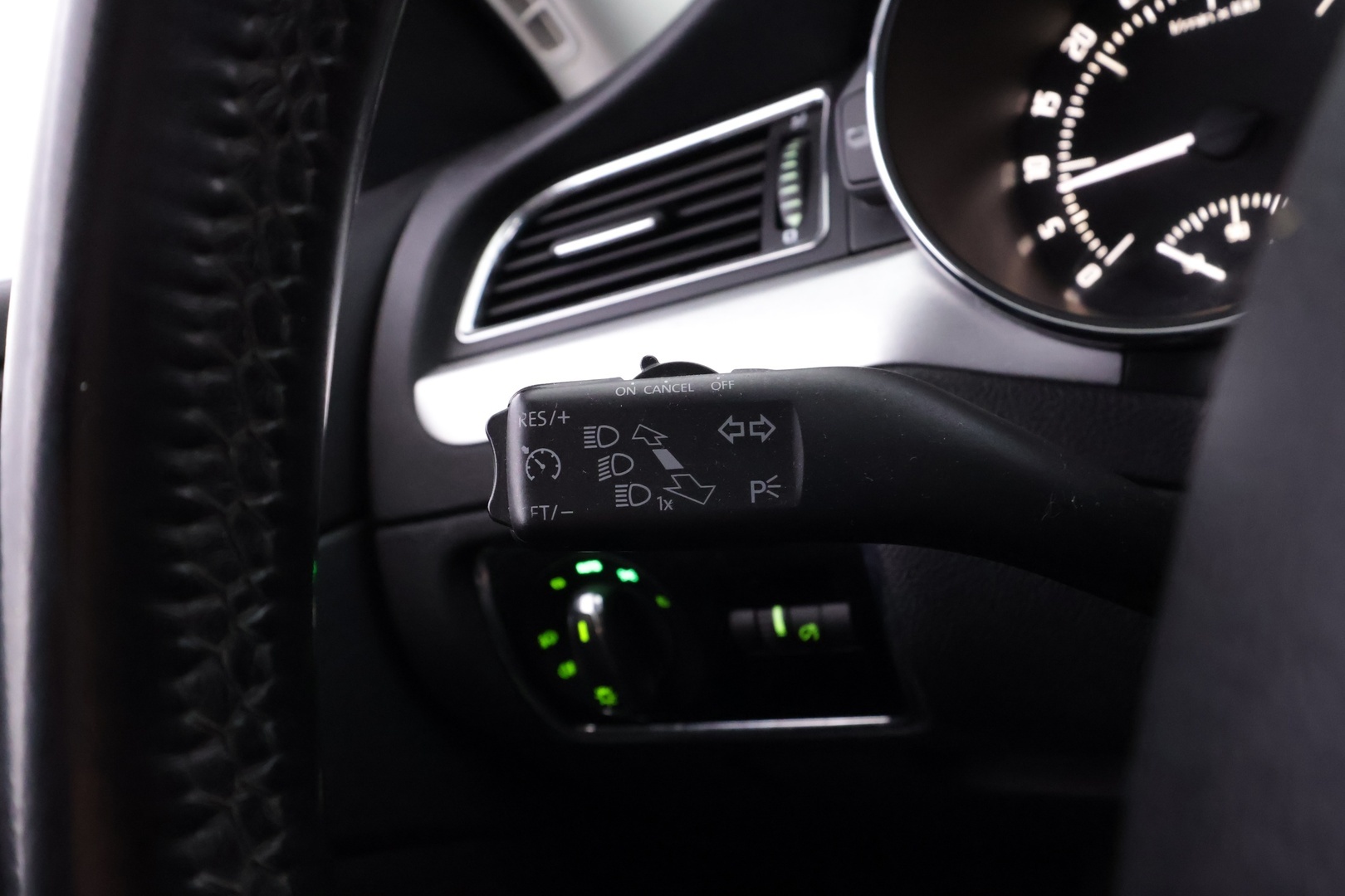 SKODA Superb 2014
