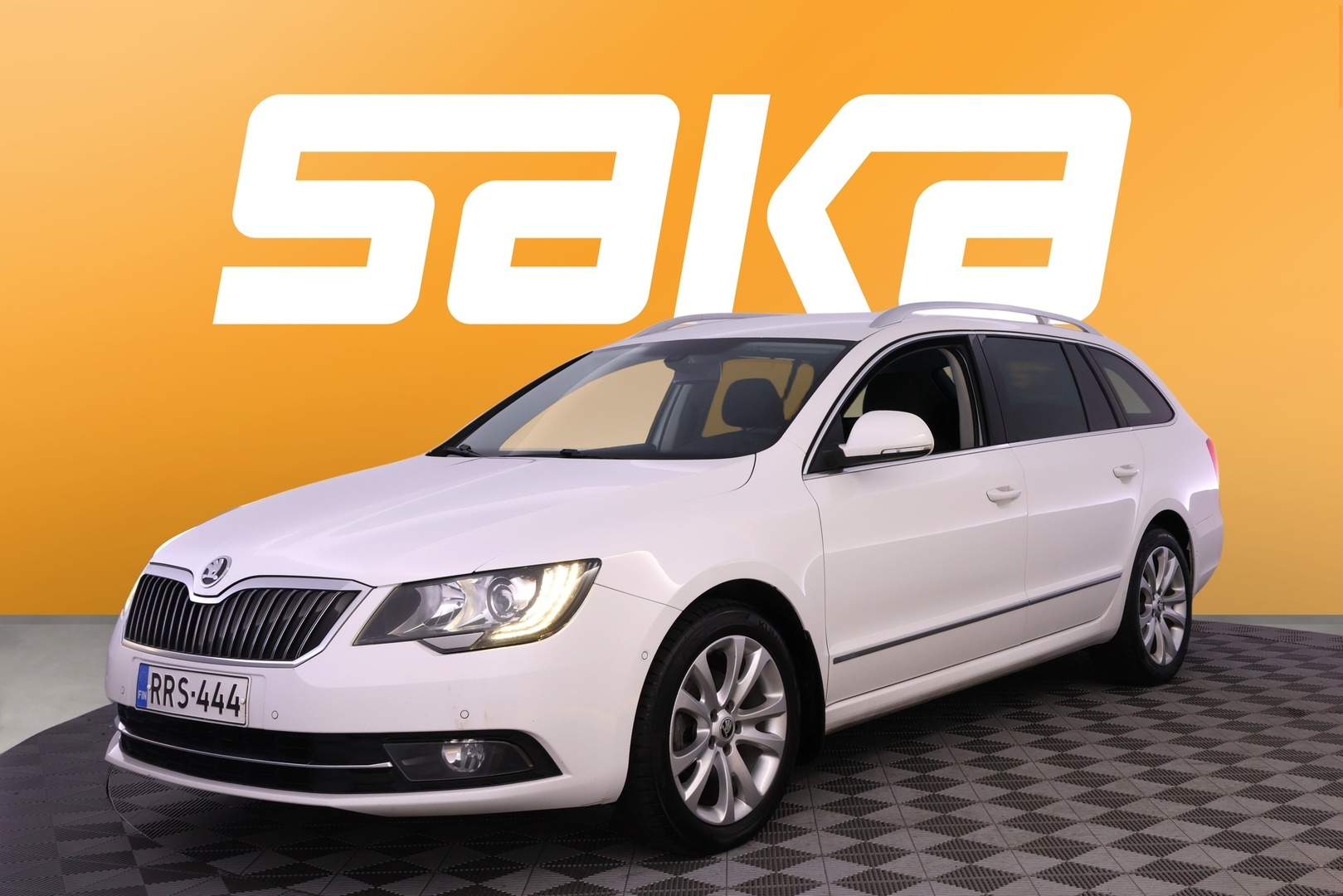 SKODA Superb 2014
