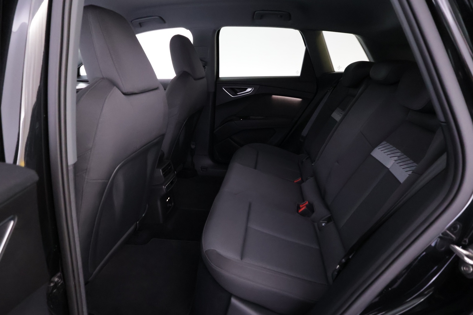 AUDI Q4 e-tron 2023