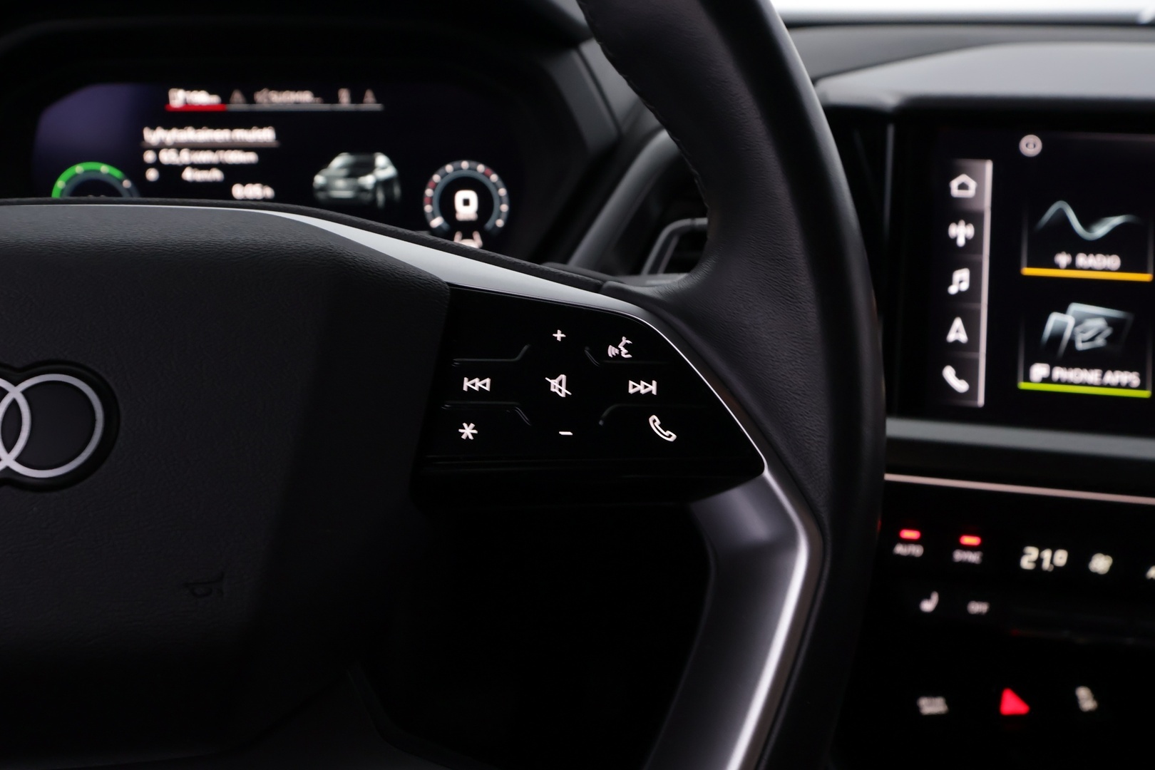 AUDI Q4 e-tron 2023