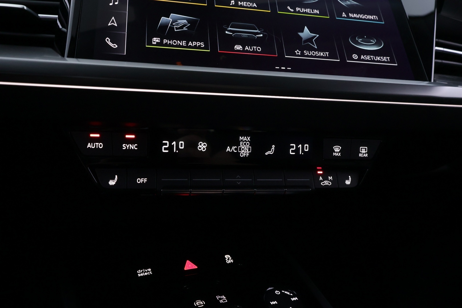 AUDI Q4 e-tron 2023