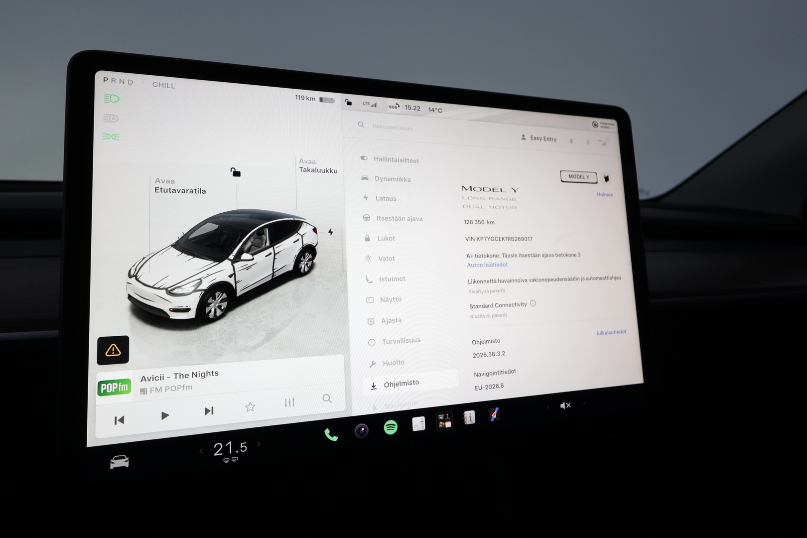 TESLA Model Y 2024