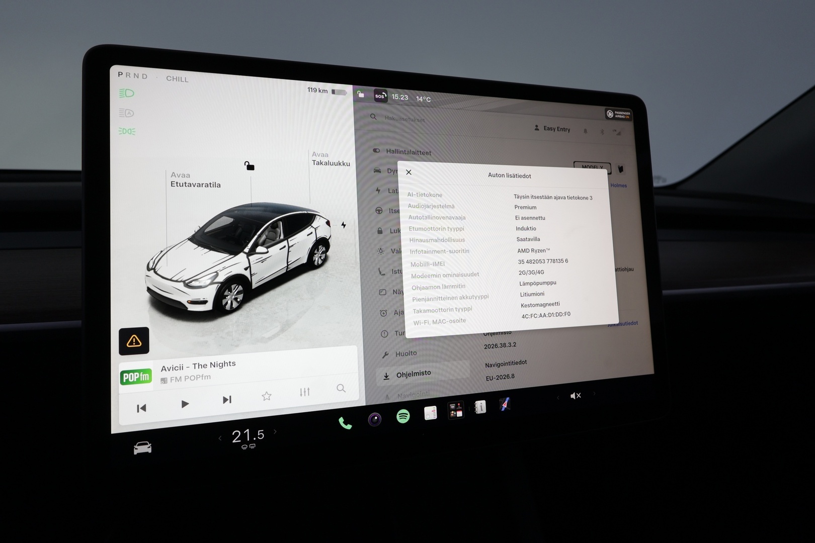 TESLA Model Y 2024