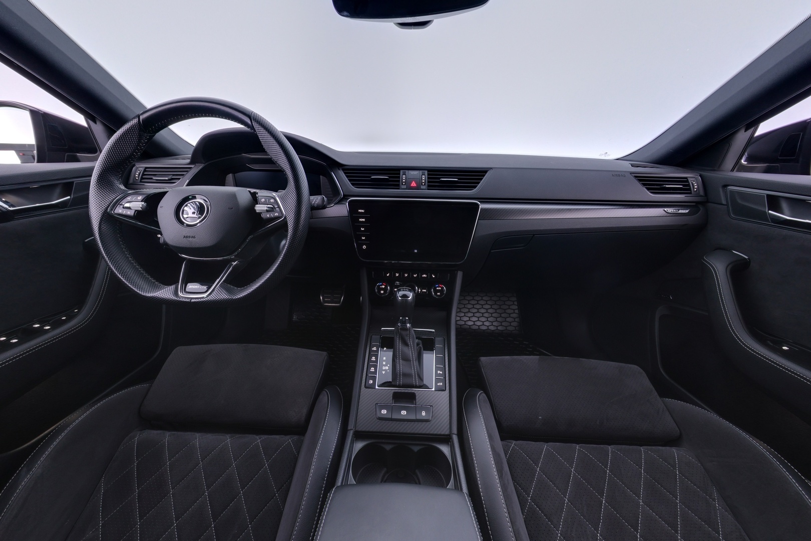 SKODA Superb 2021