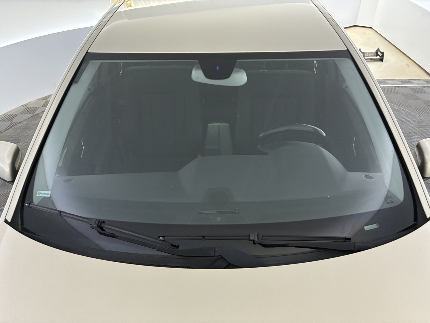 MERCEDES-BENZ E 2010