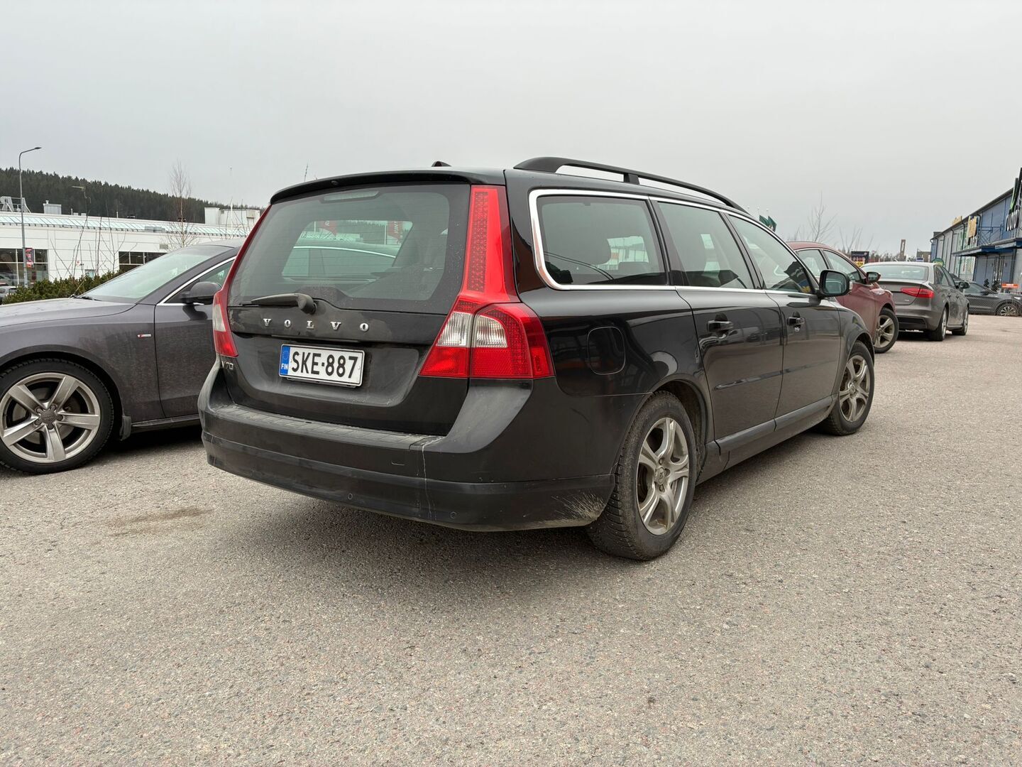 VOLVO V70 2010