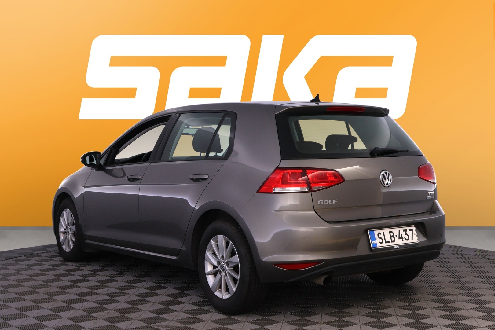 VOLKSWAGEN Golf 2013