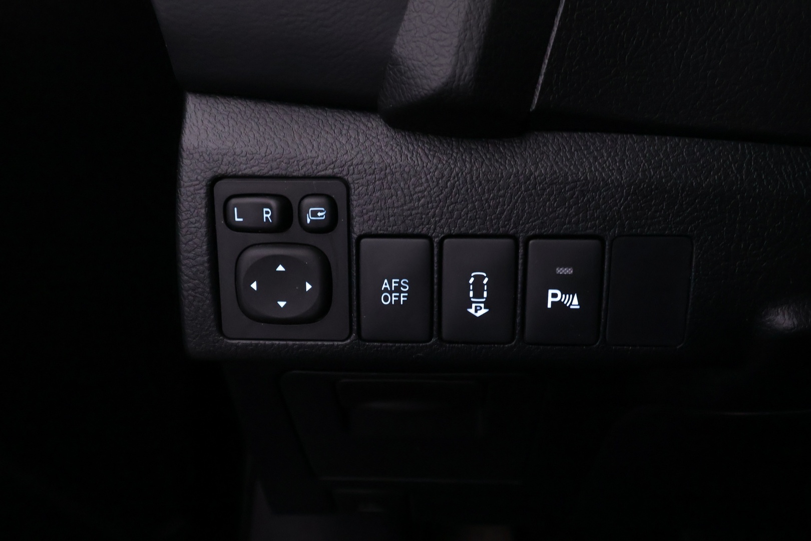 TOYOTA Auris 2015