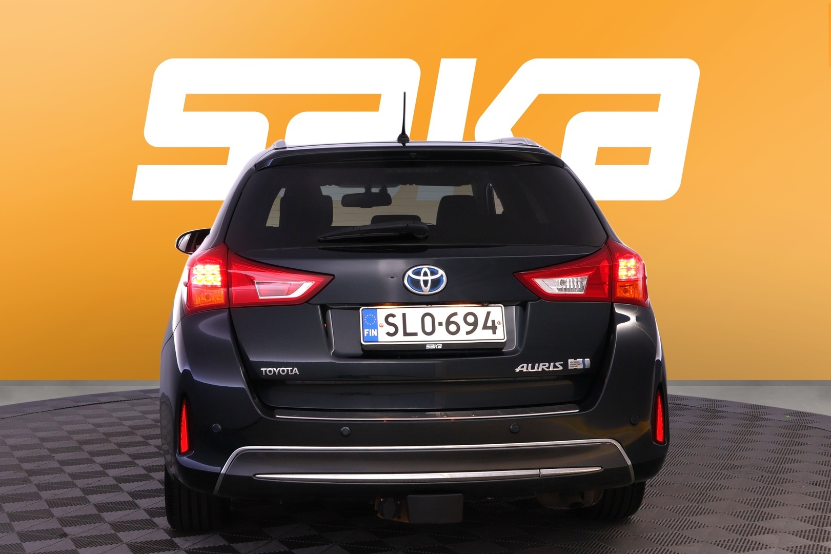 TOYOTA Auris 2015