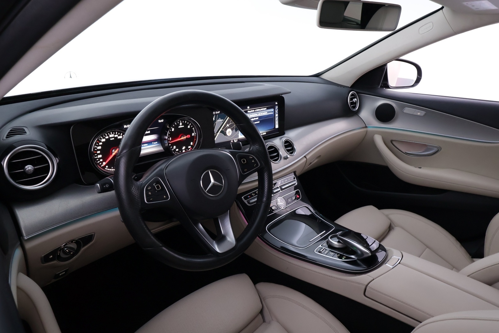 MERCEDES-BENZ E 2017