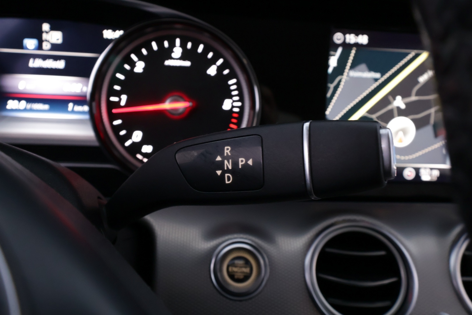 MERCEDES-BENZ E 2017