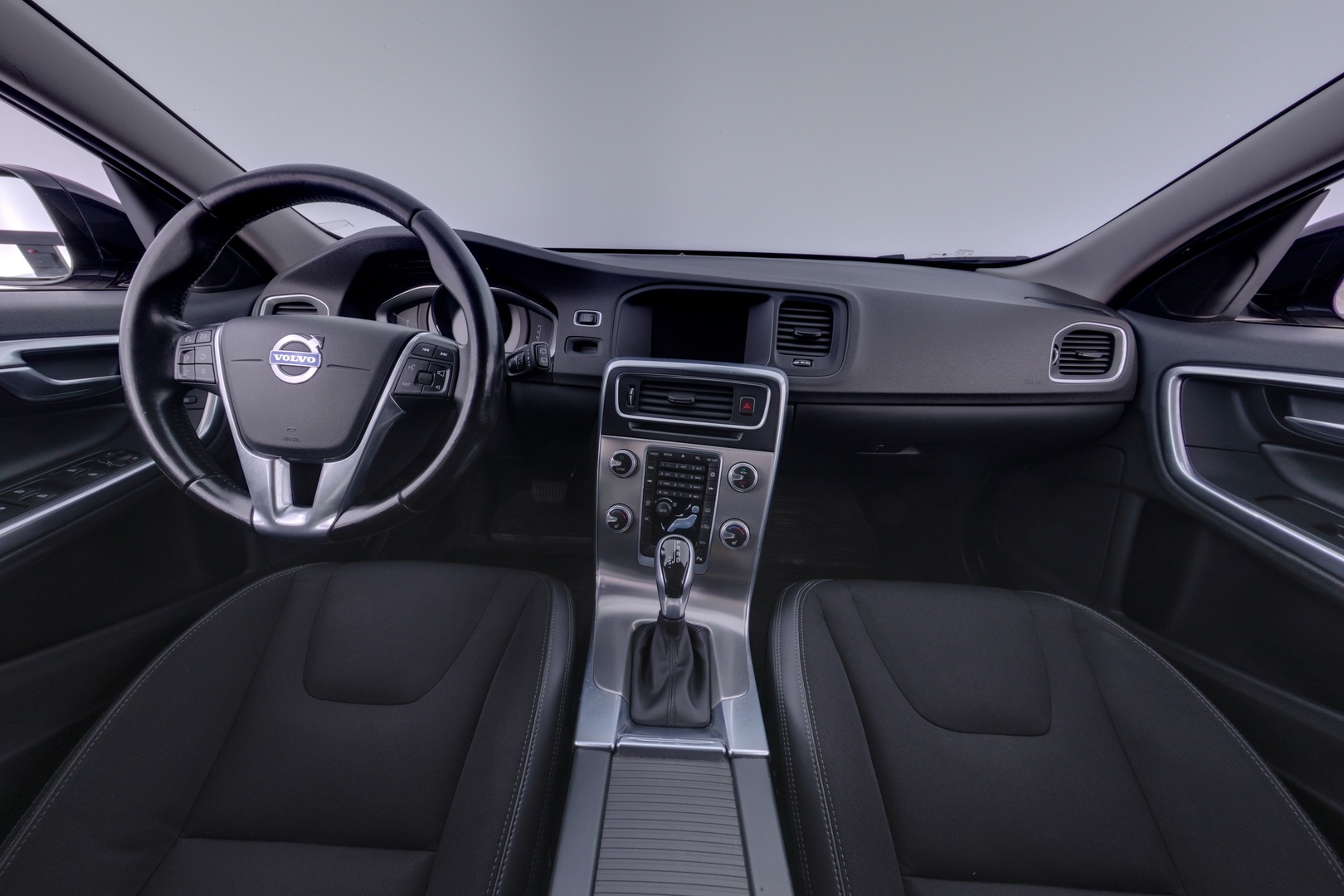VOLVO V60 CROSS COUNTRY 2016