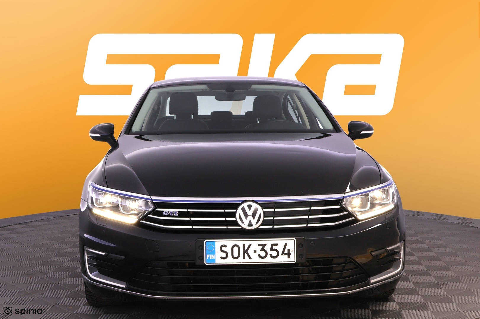 VOLKSWAGEN Passat 2016