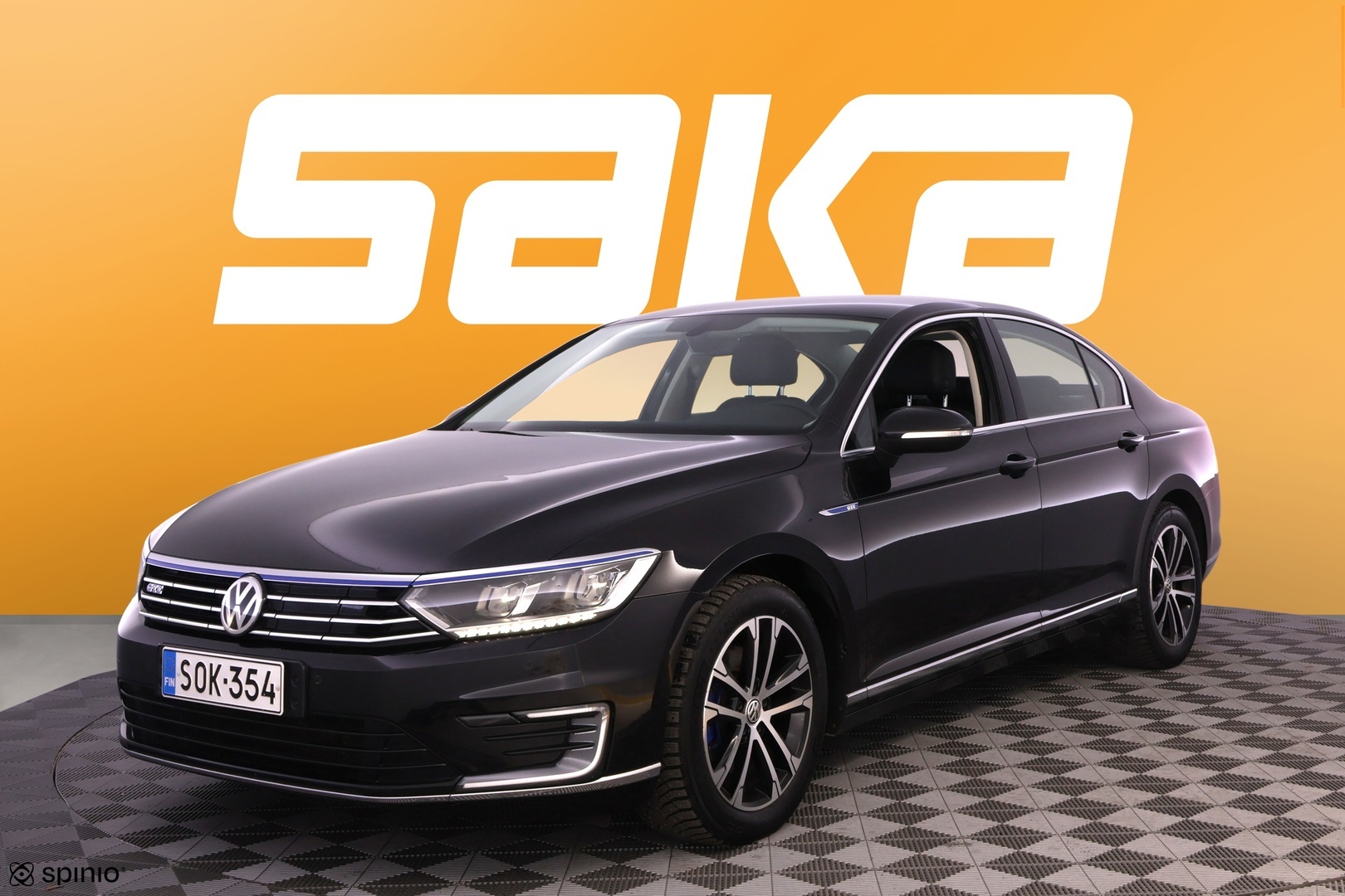 VOLKSWAGEN Passat 2016