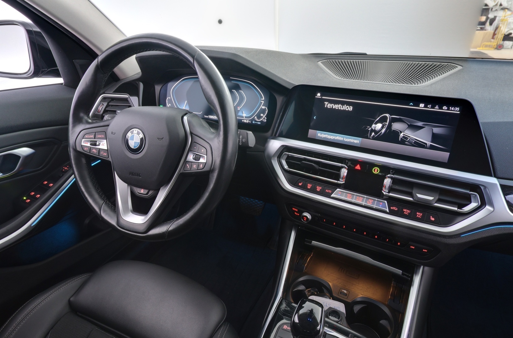 BMW 330 2021
