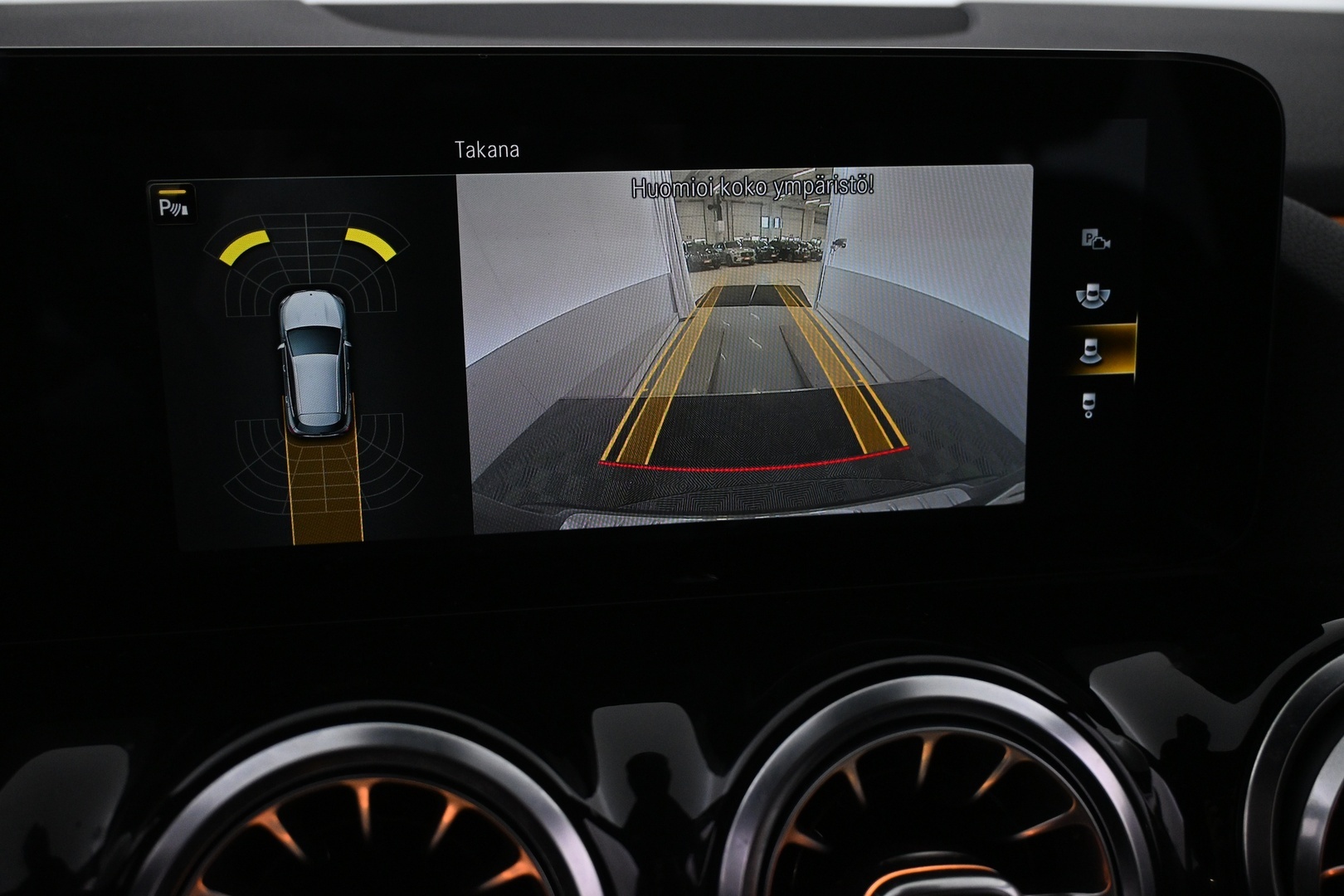 MERCEDES-BENZ GLA 2021