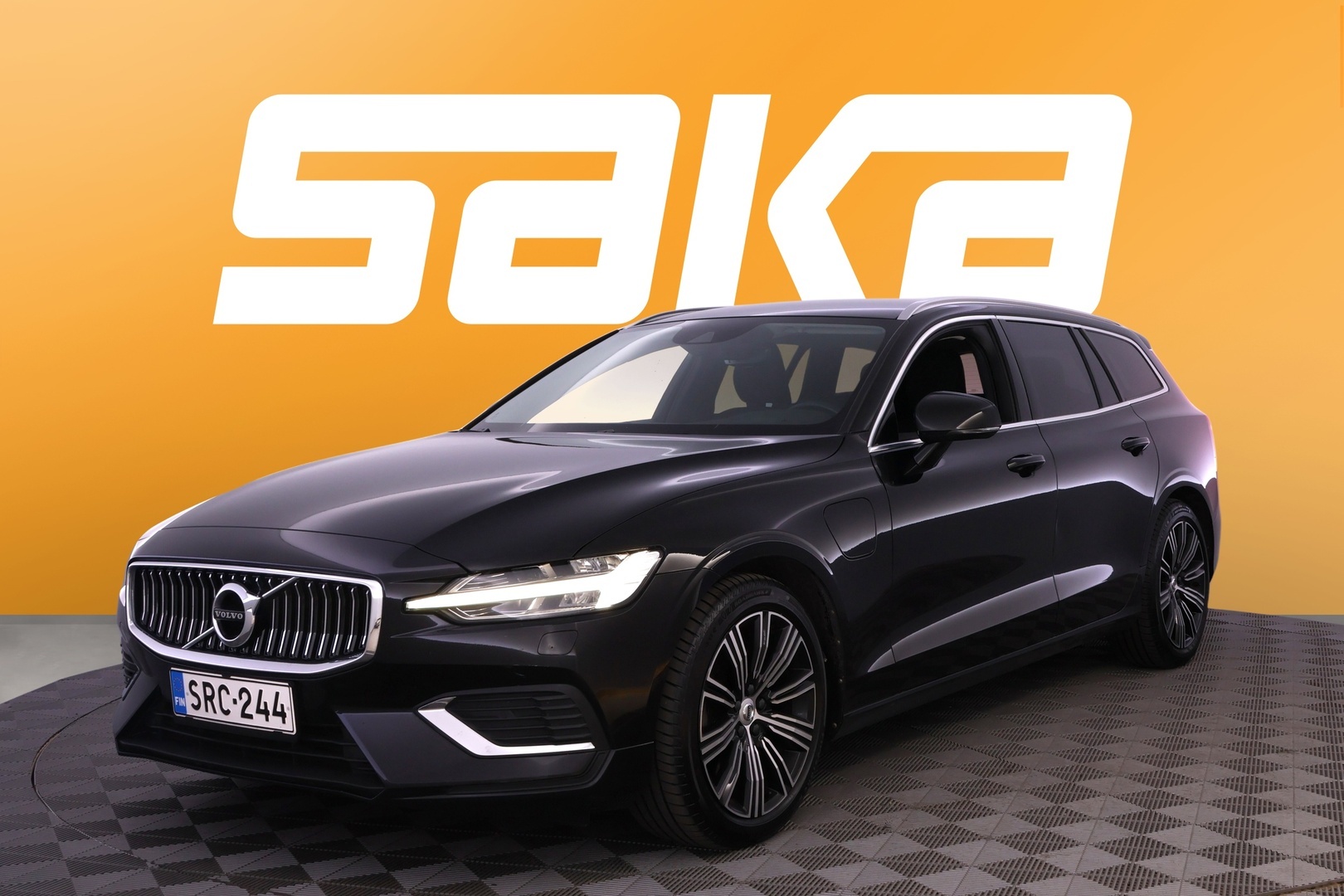 VOLVO V60 2021