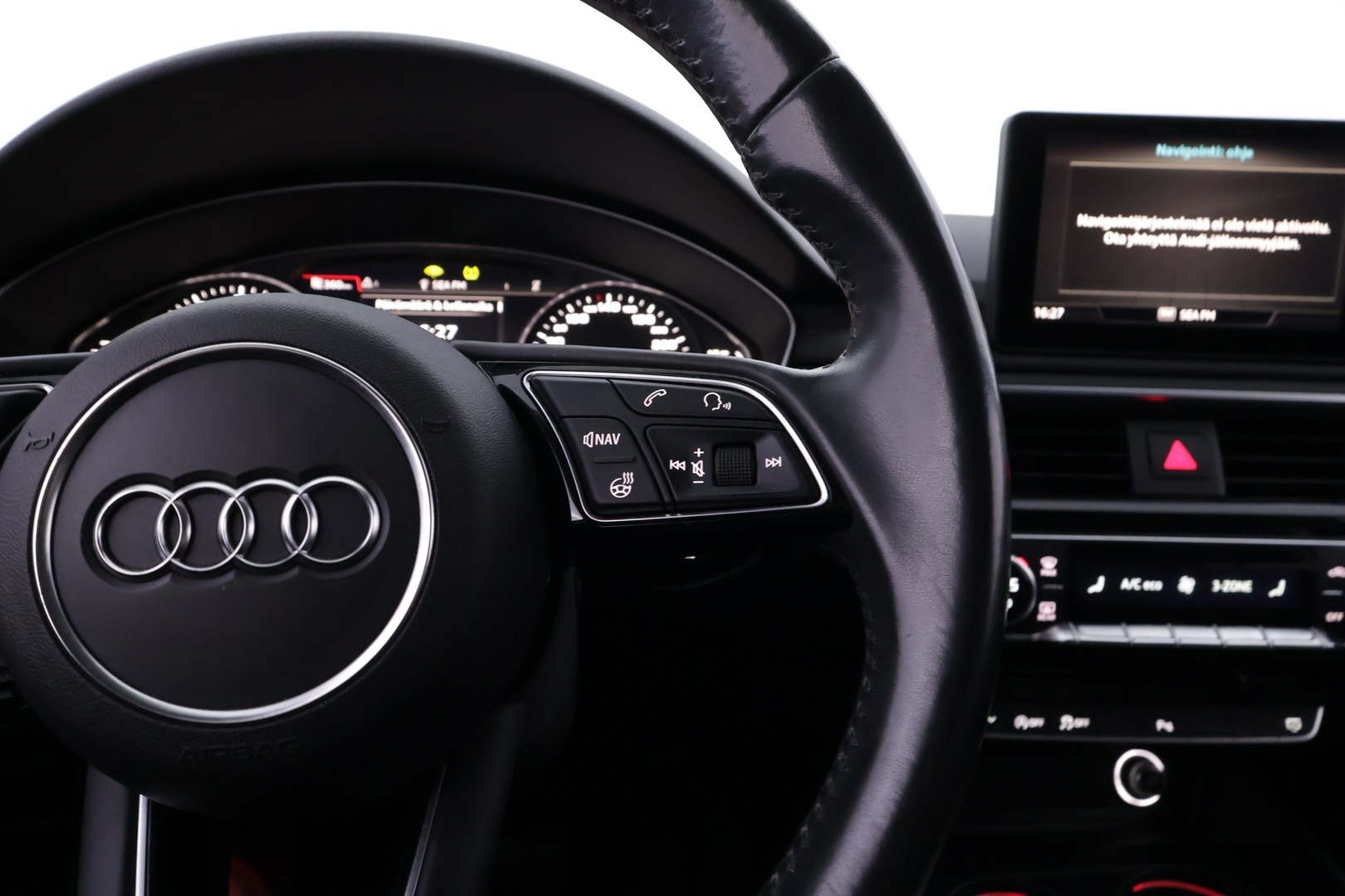 AUDI A4 2019
