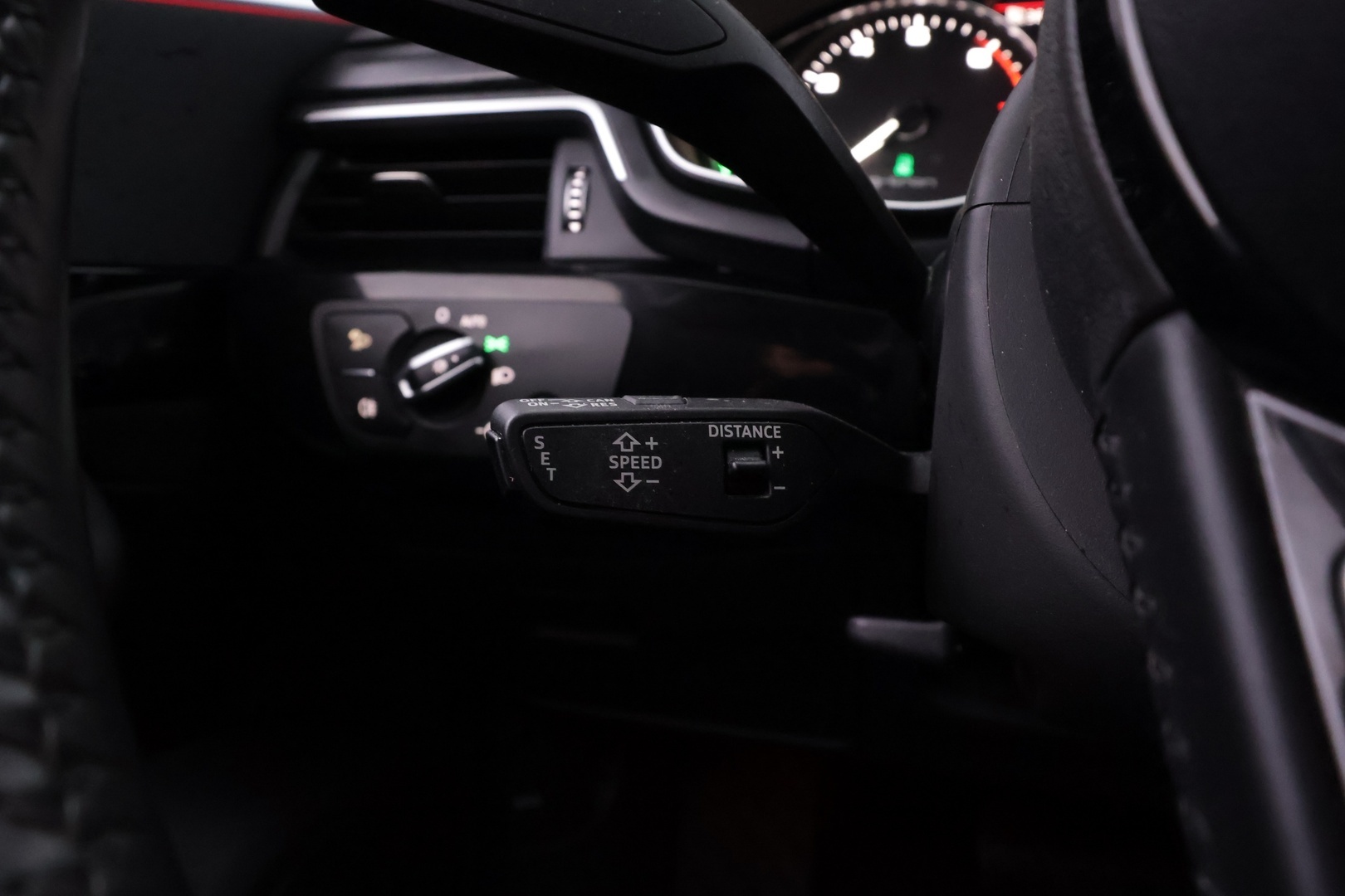 AUDI A4 2019