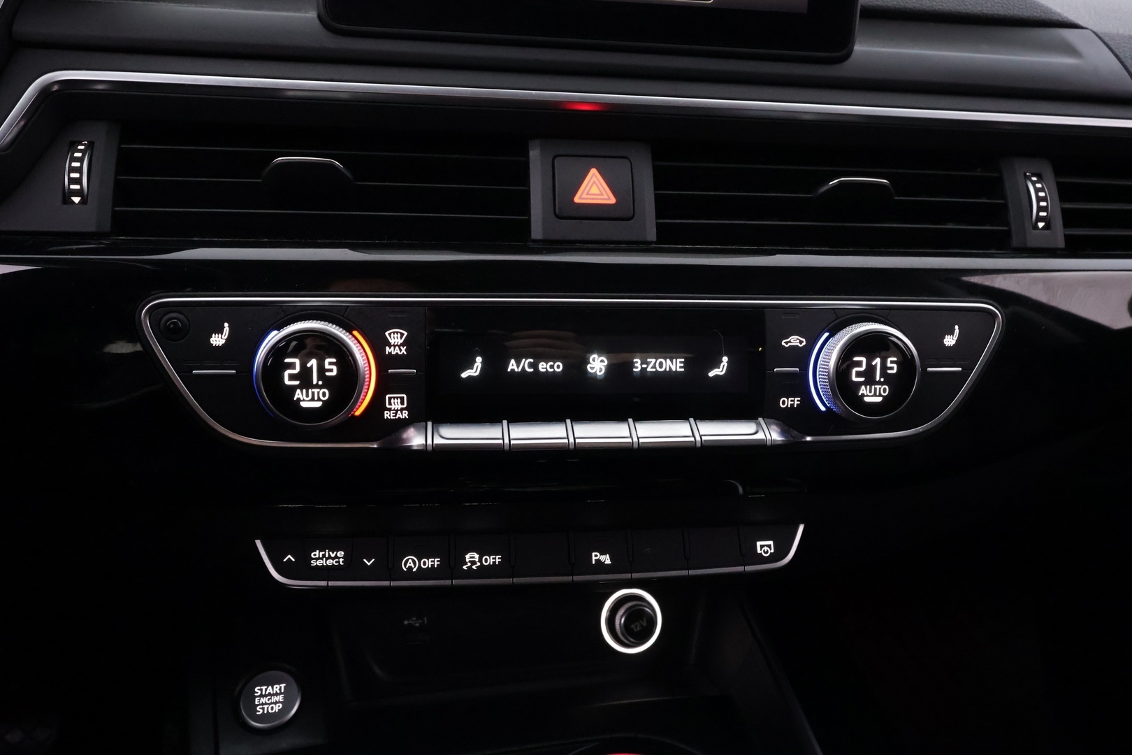 AUDI A4 2019