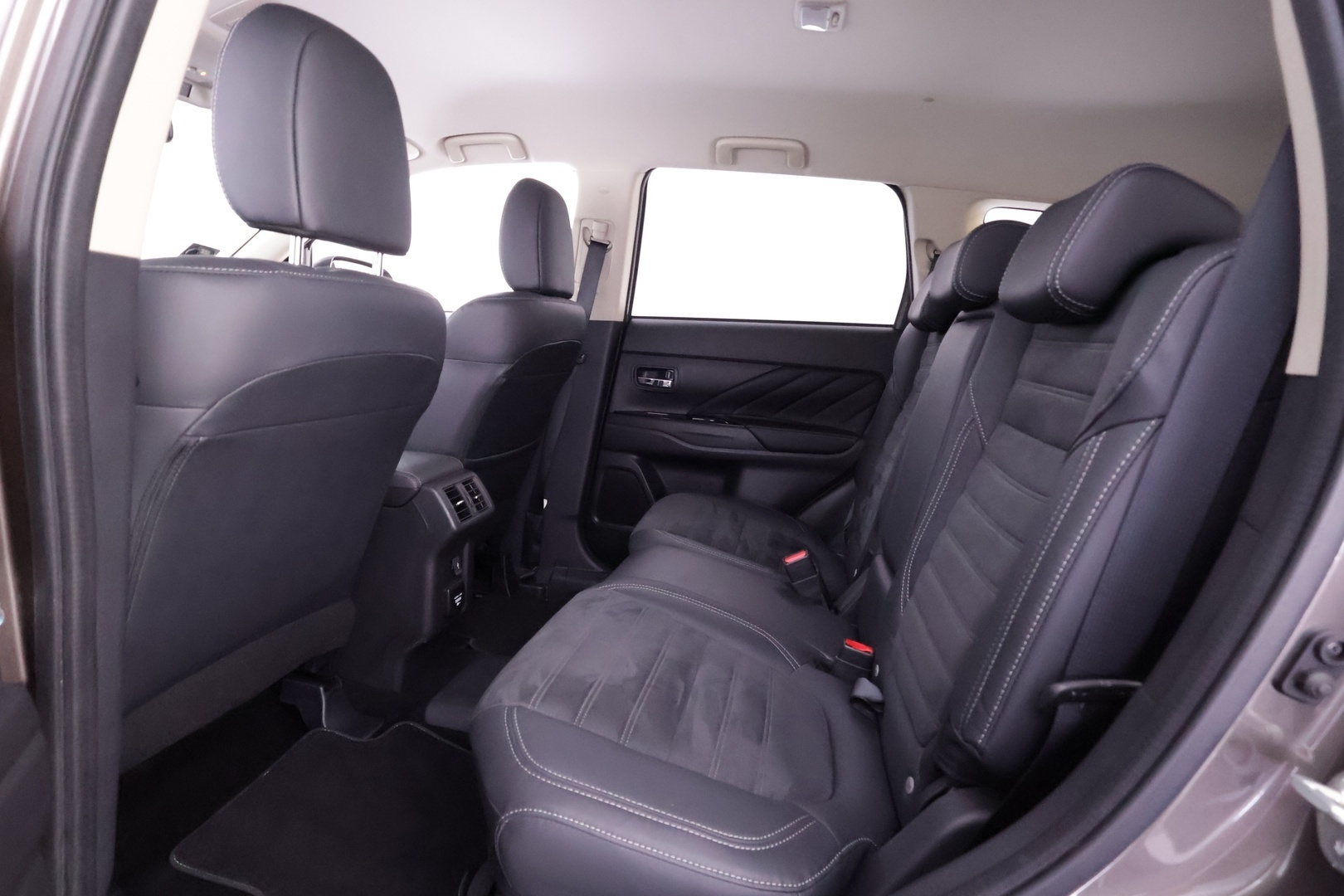 MITSUBISHI OUTLANDER PHEV 2020