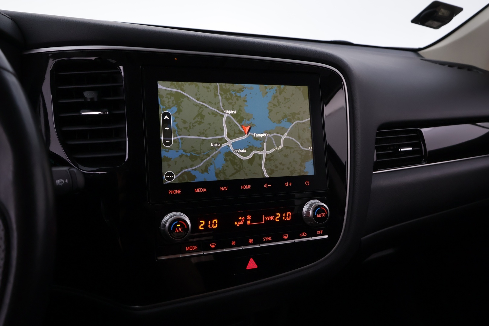 MITSUBISHI OUTLANDER PHEV 2020