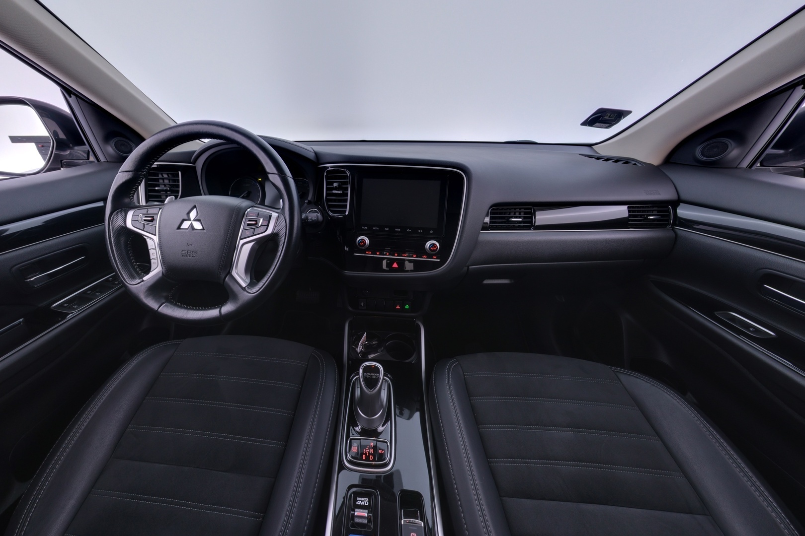 MITSUBISHI OUTLANDER PHEV 2020