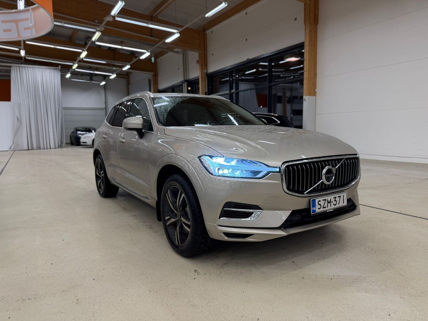 VOLVO XC60 2020