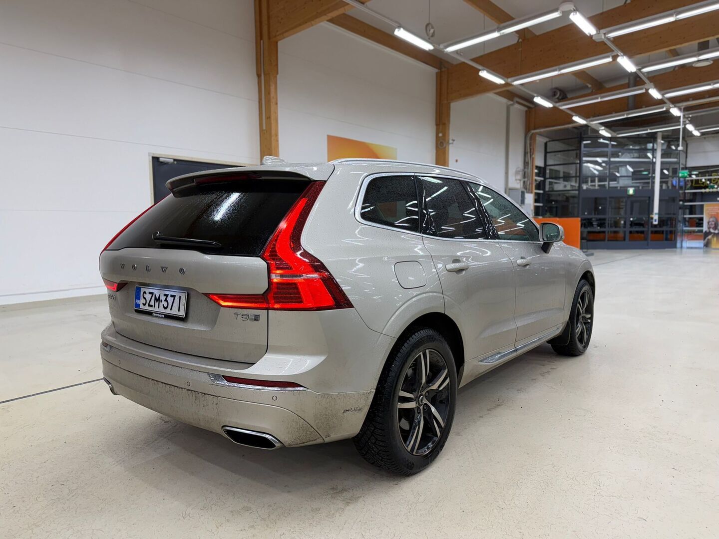 VOLVO XC60 2020