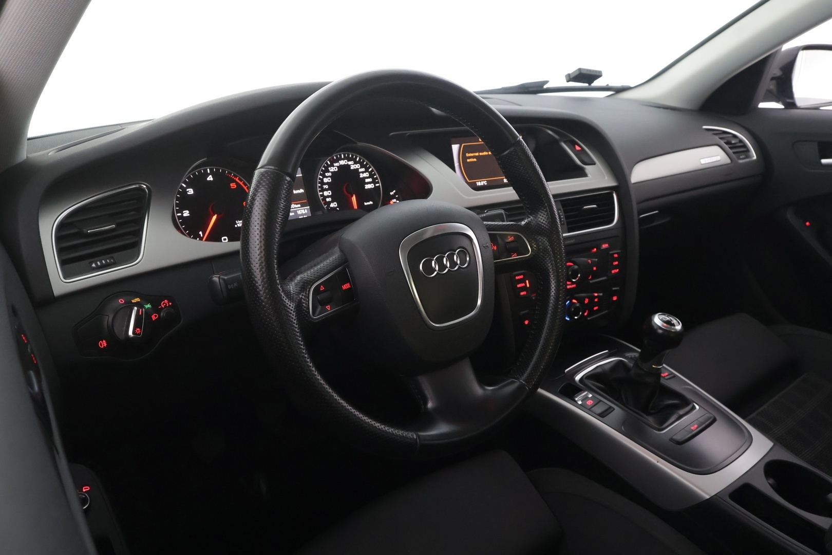 AUDI A4 2011