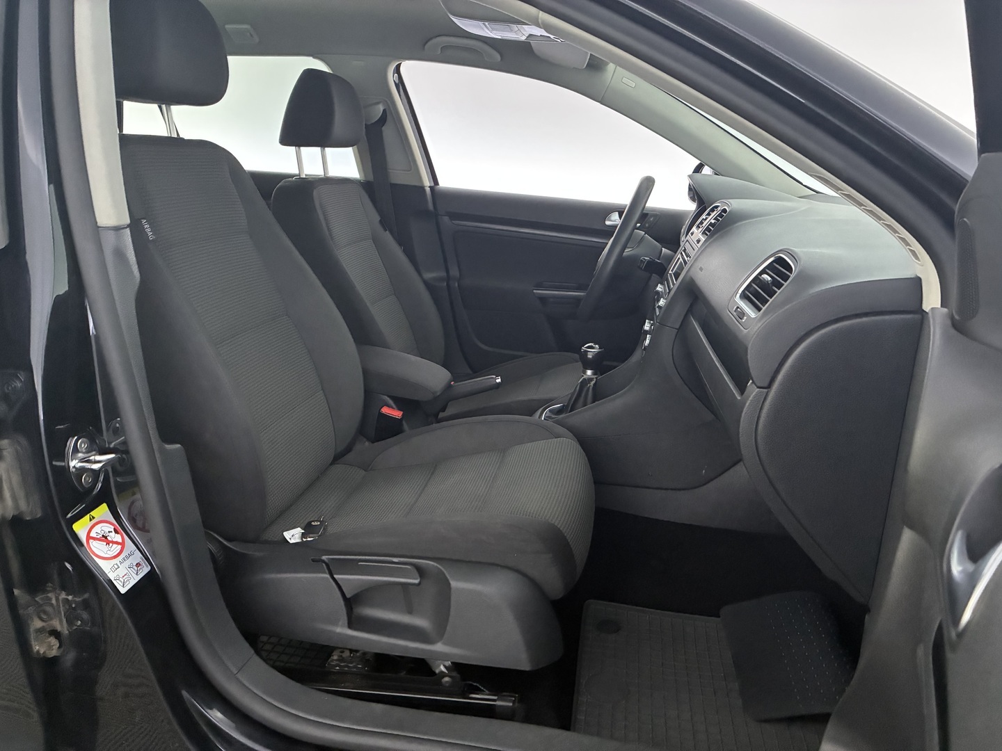 VOLKSWAGEN Golf 2010