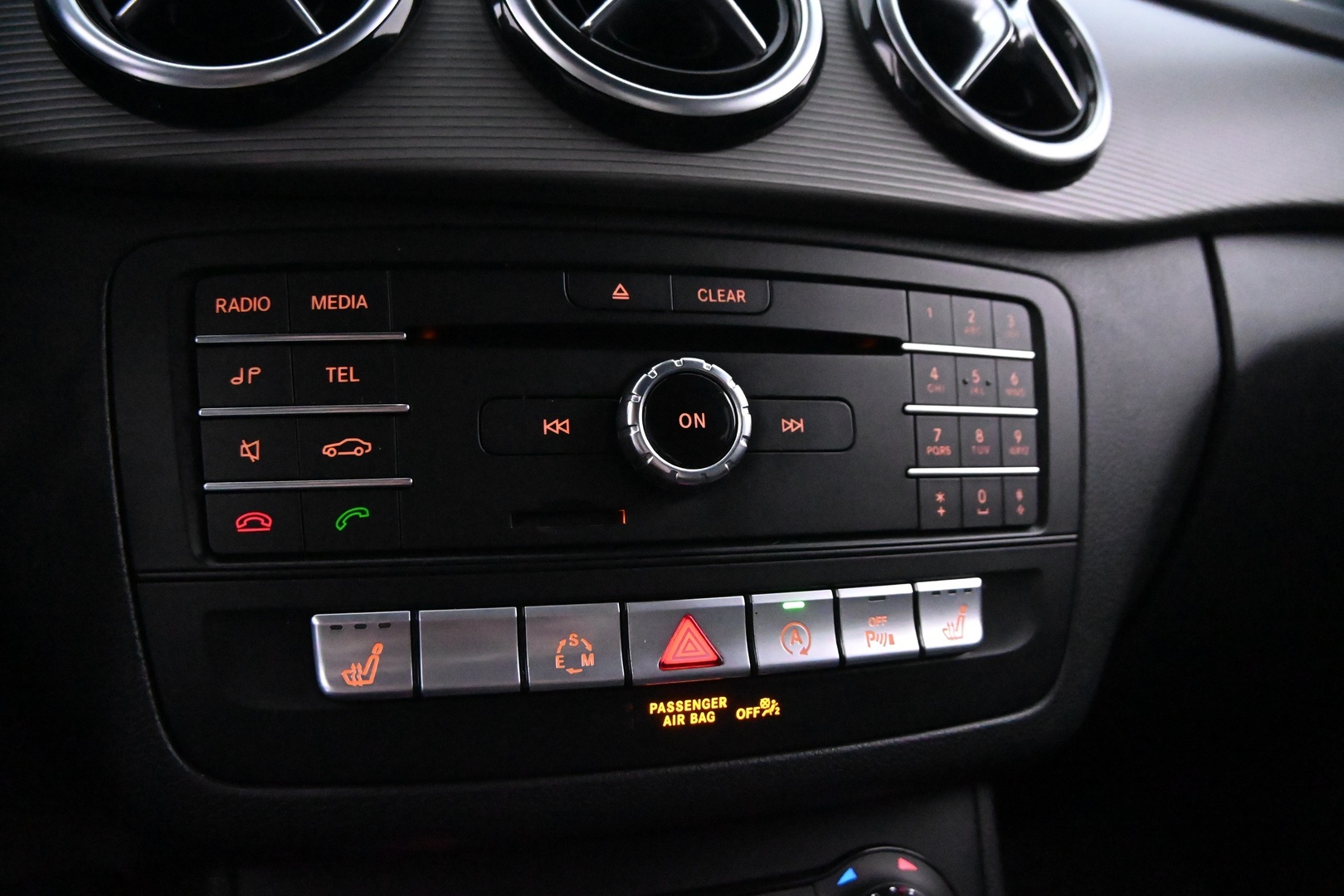 MERCEDES-BENZ B 2016