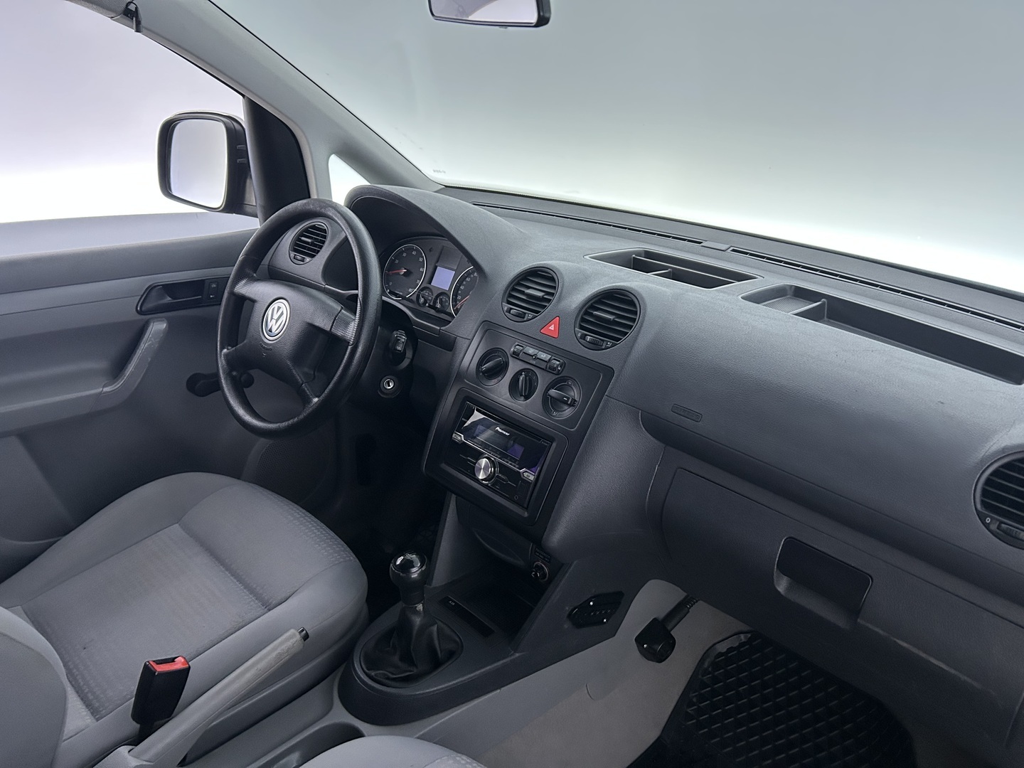 VOLKSWAGEN Caddy 2006