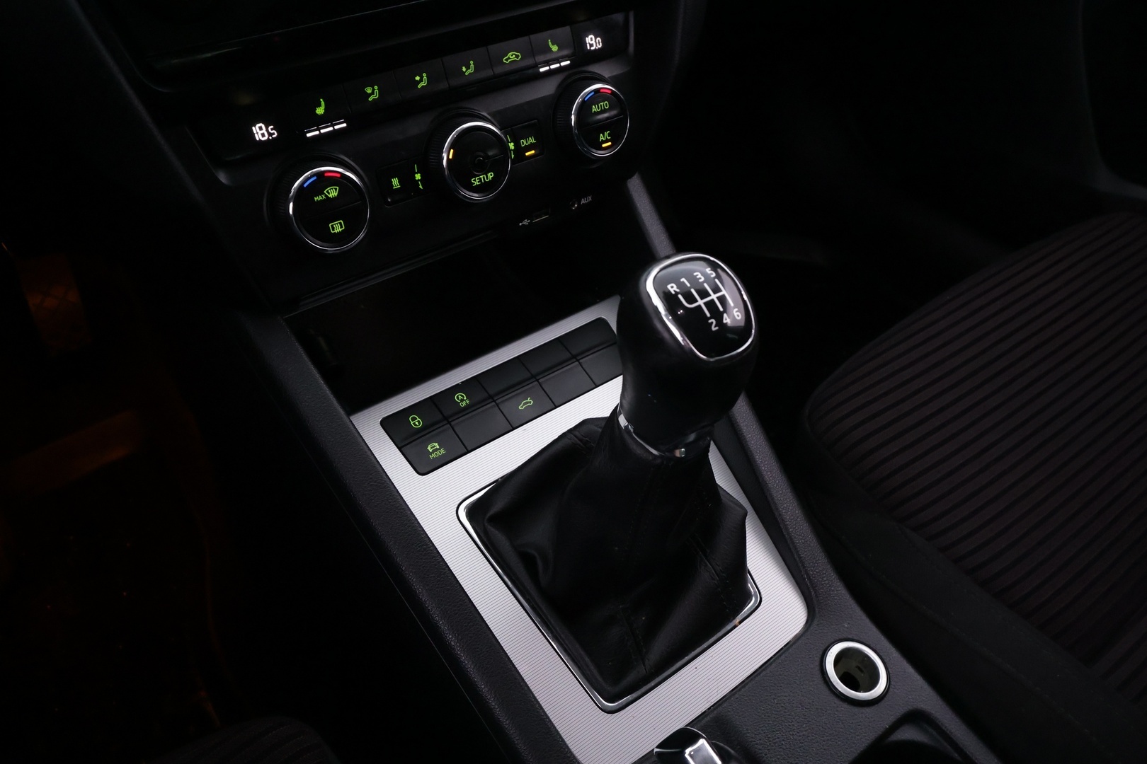 SKODA Octavia 2014