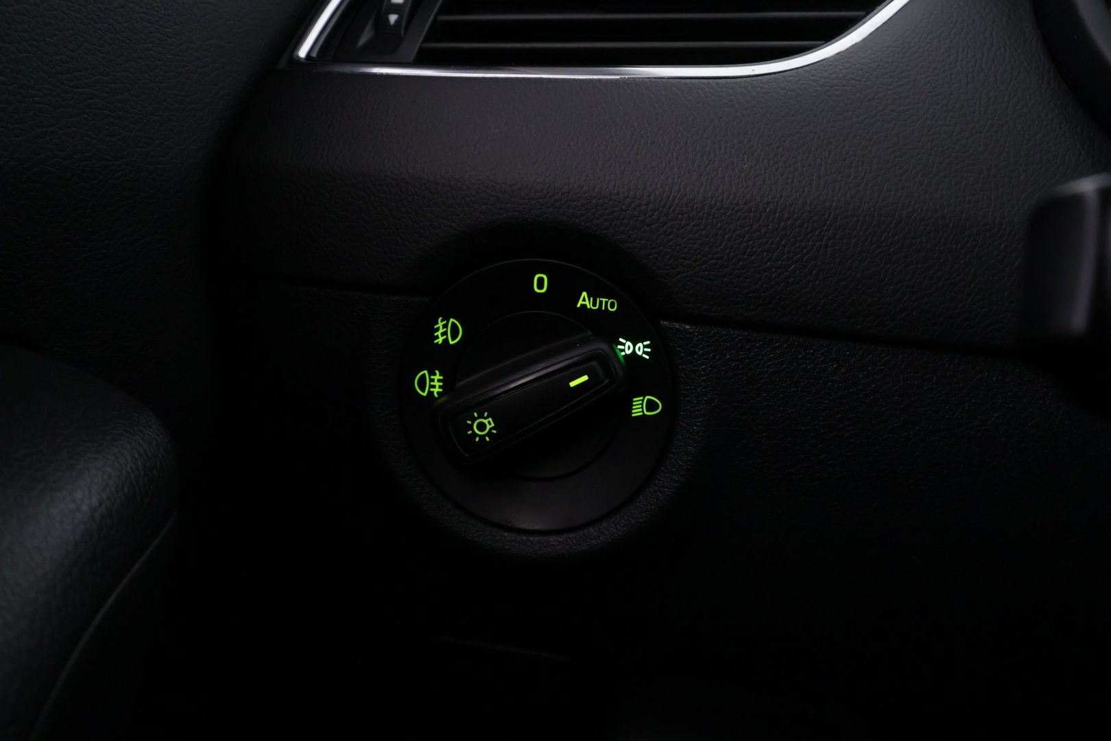 SKODA Octavia 2014