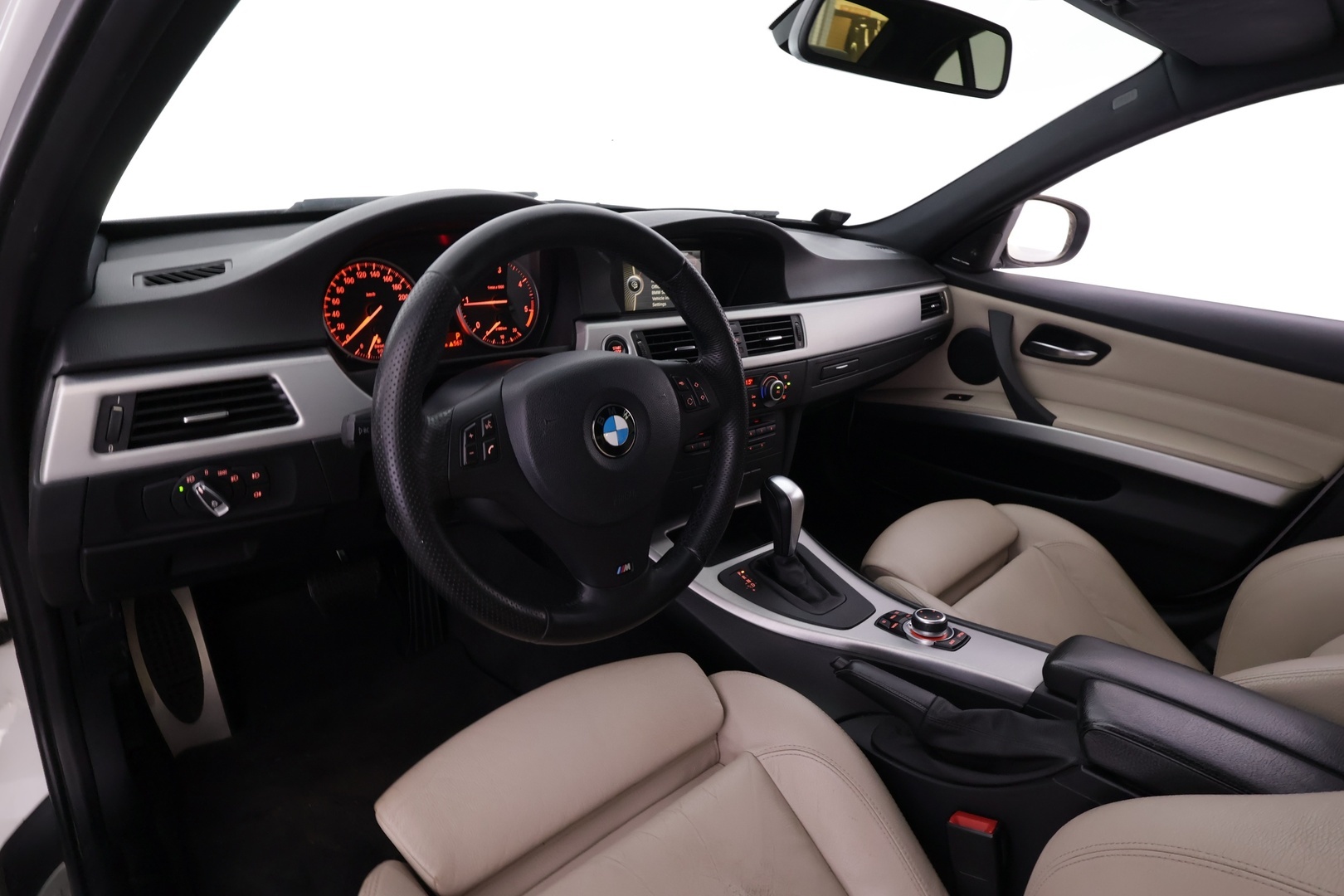 BMW 320 2011